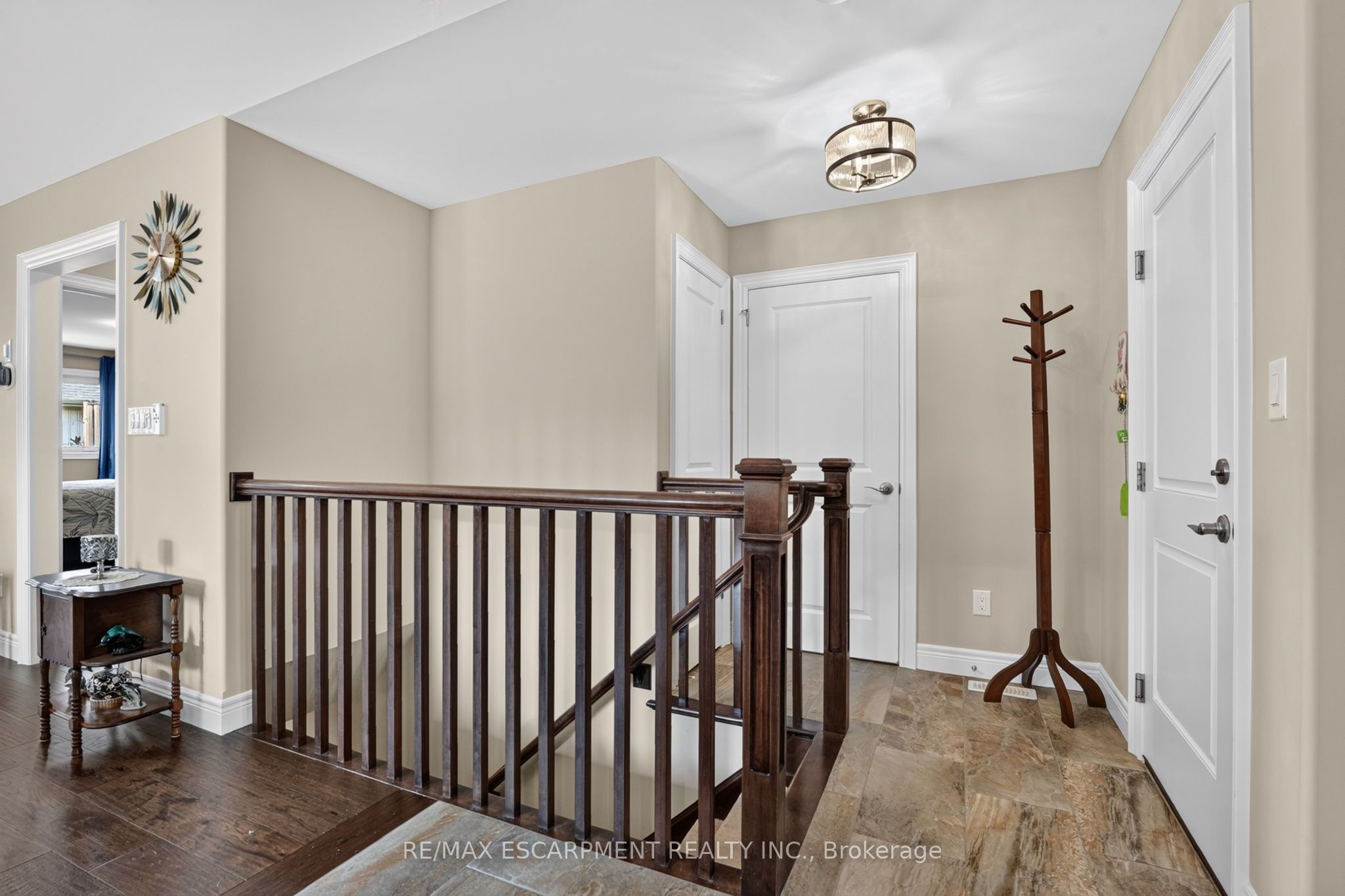 25 Richard Crescent Property Photo 21