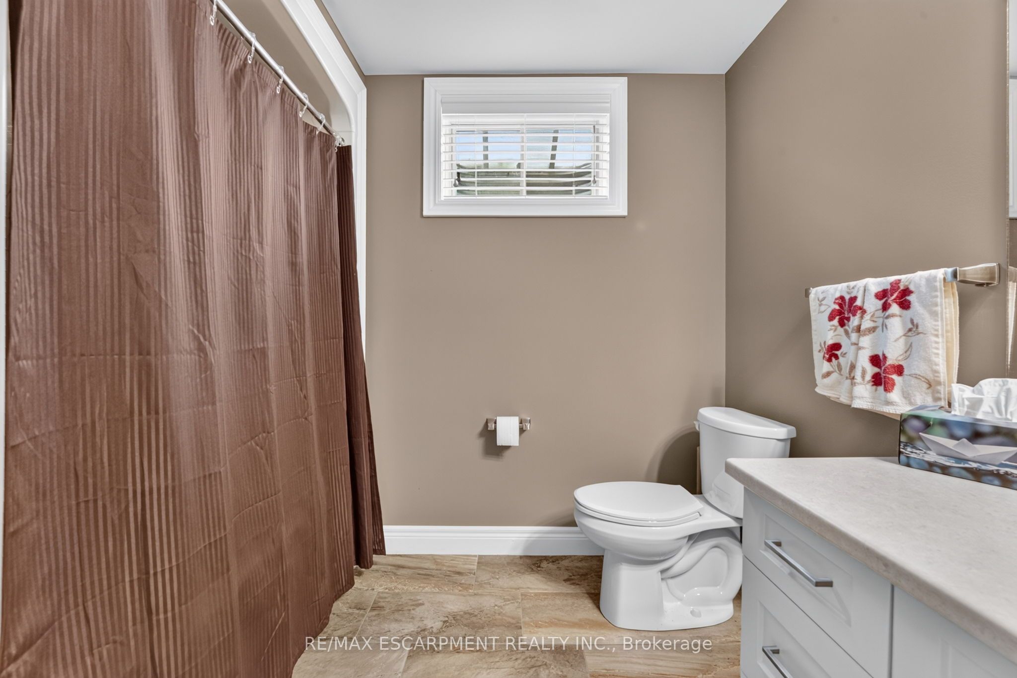 25 Richard Crescent Property Photo 26