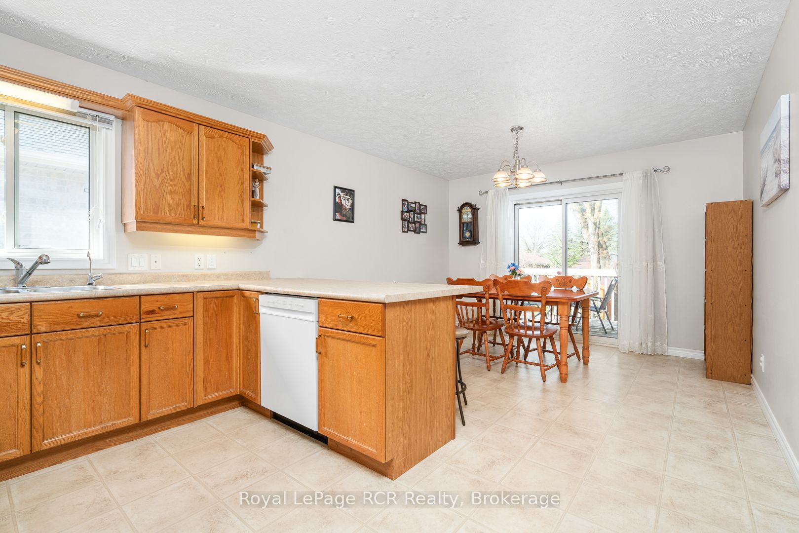 246 16th Avenue Crescent Property Photo 27