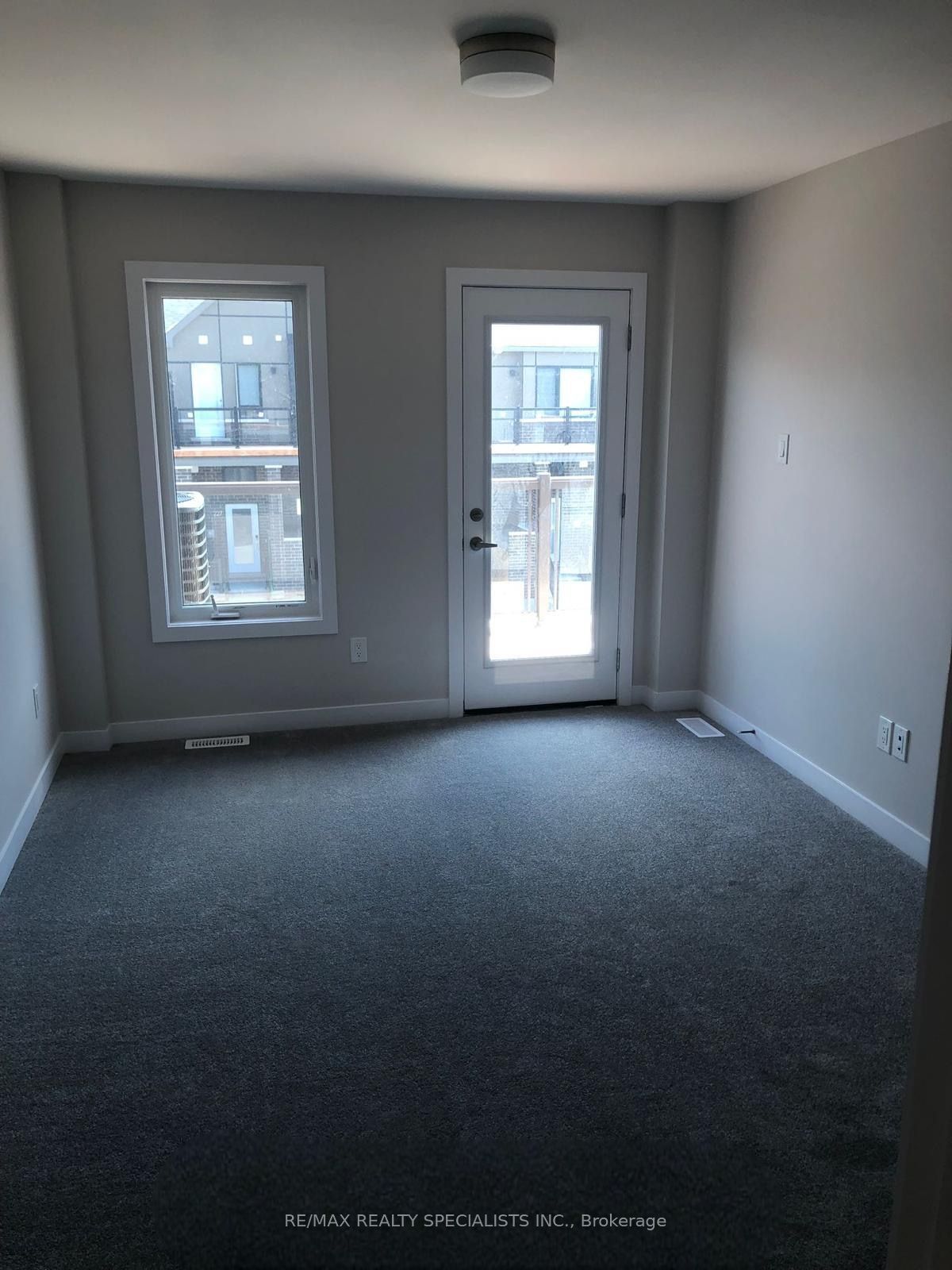 228 Speckled Alder Row Property Photo 3