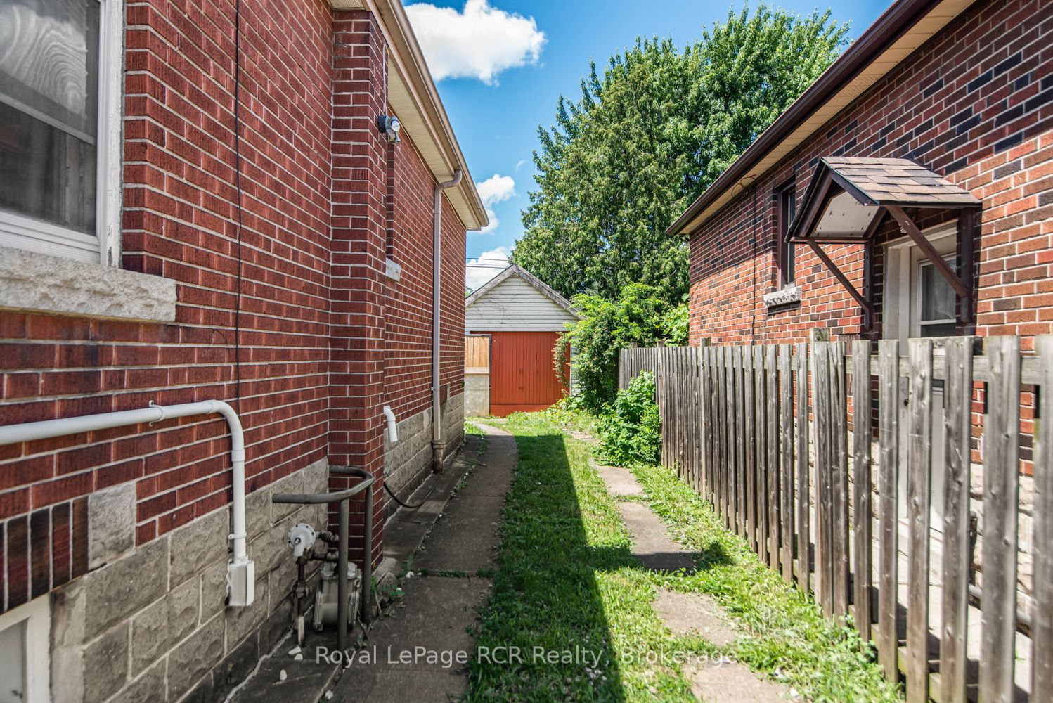 52 Cameron Avenue S Property Photo 48