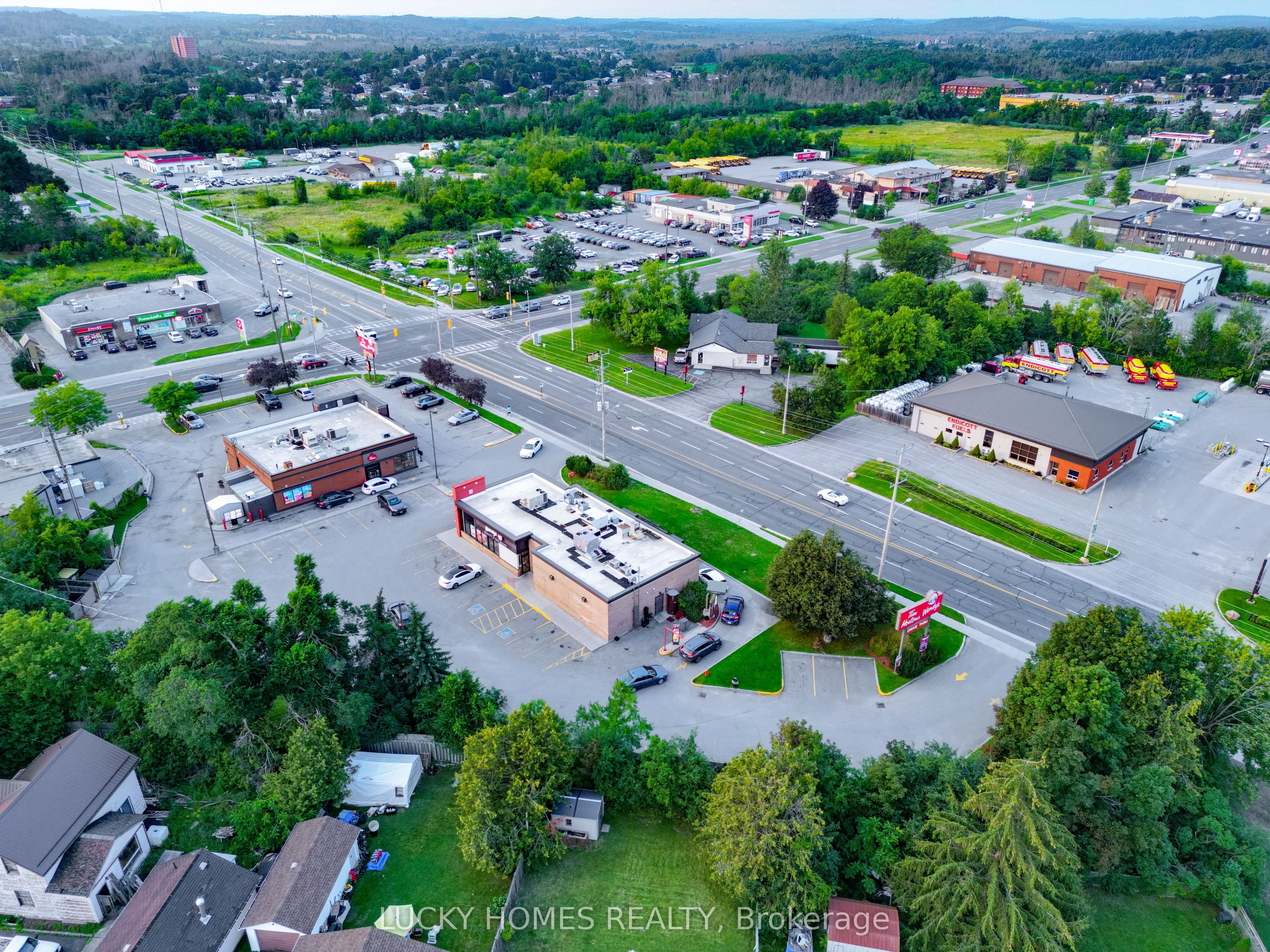 711 Otonabee Drive Property Photo 10