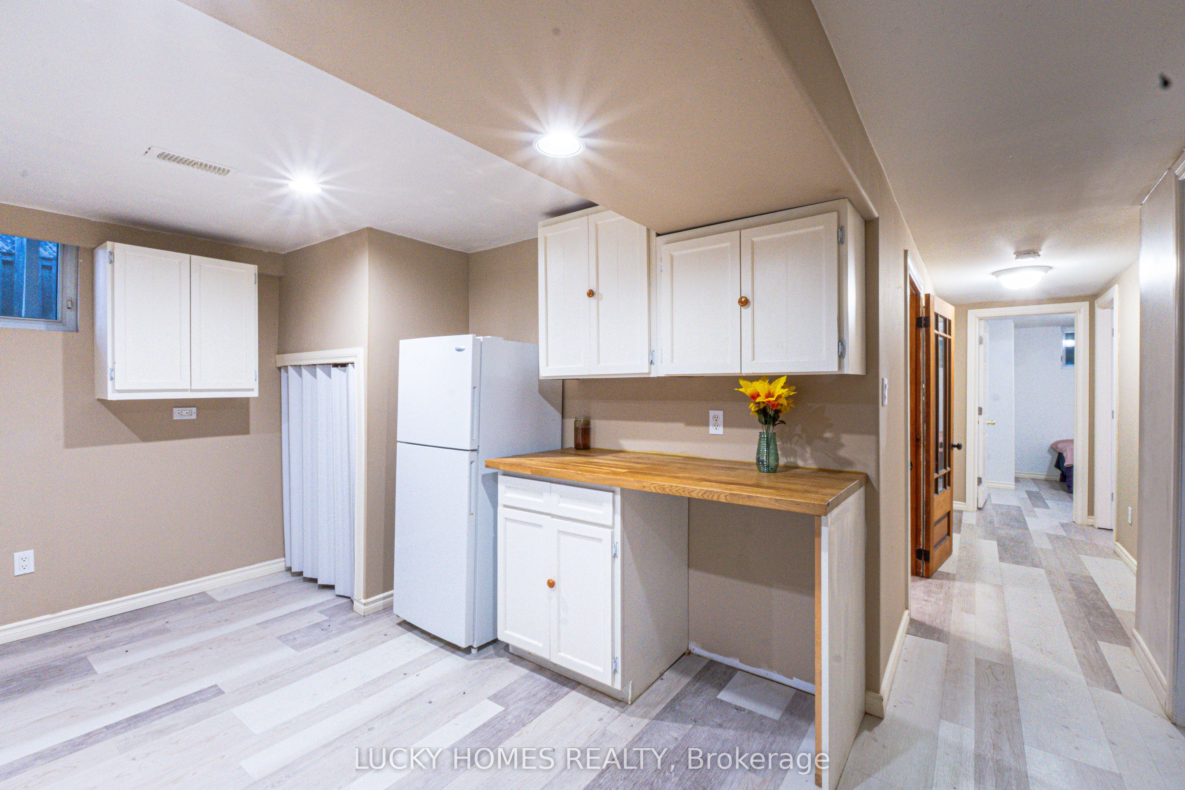 711 Otonabee Drive Property Photo 23