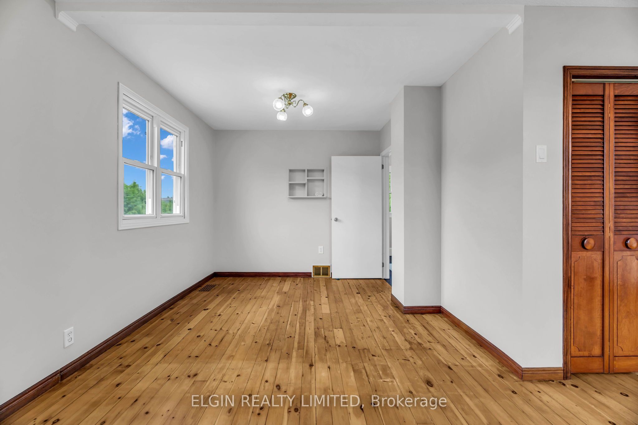 43212 Southdale Line Property Photo 18