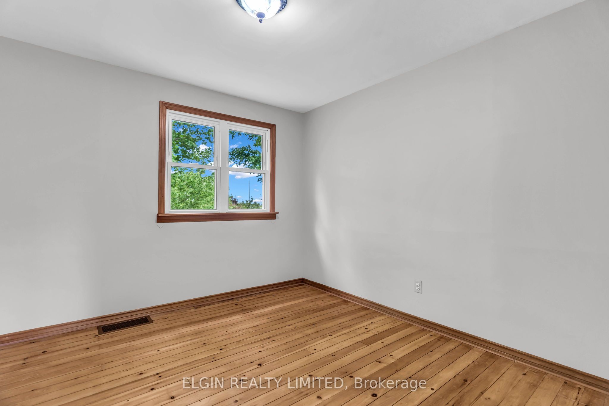 43212 Southdale Line Property Photo 19