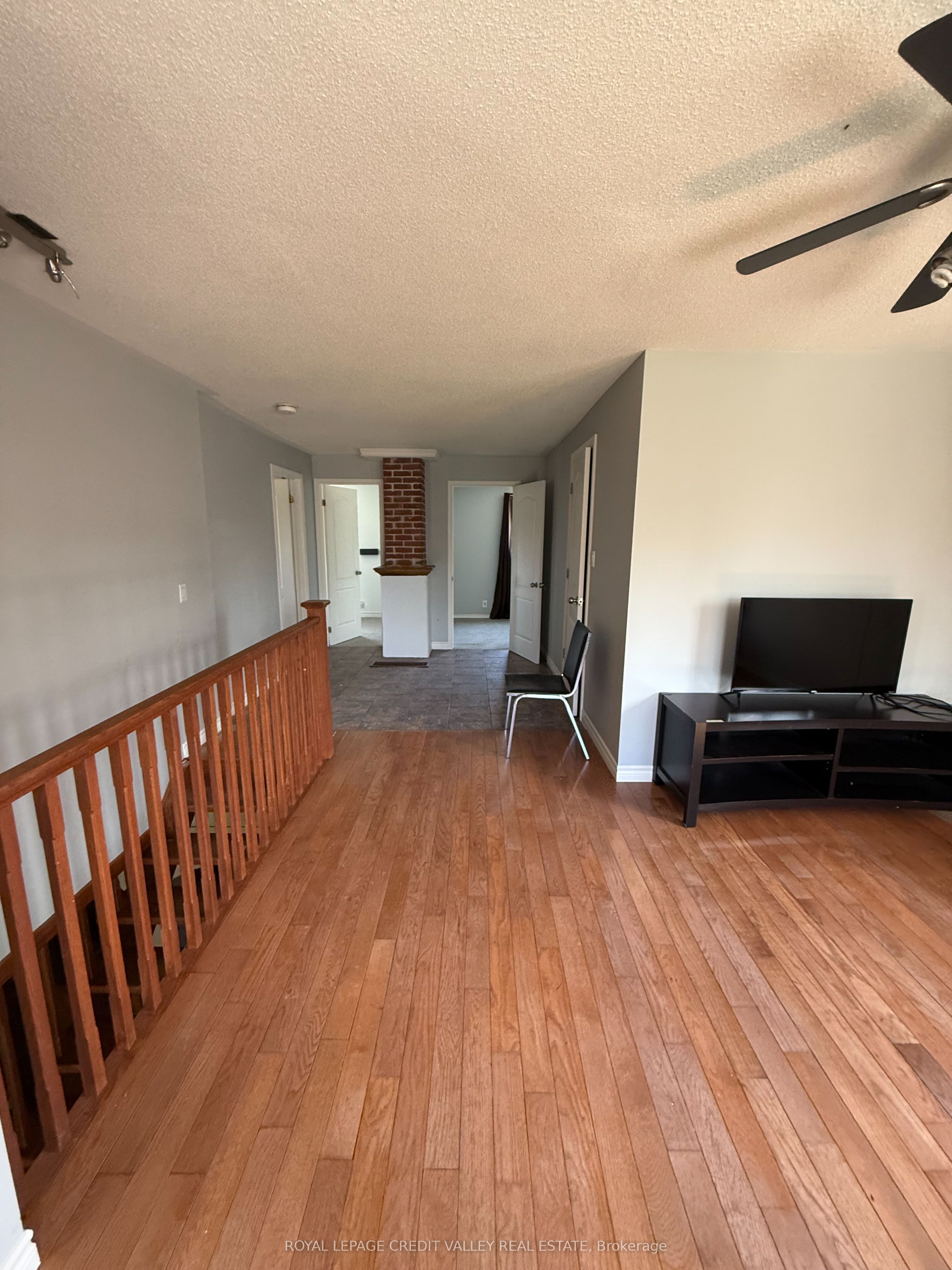 308399 Hockley Road Property Photo 5