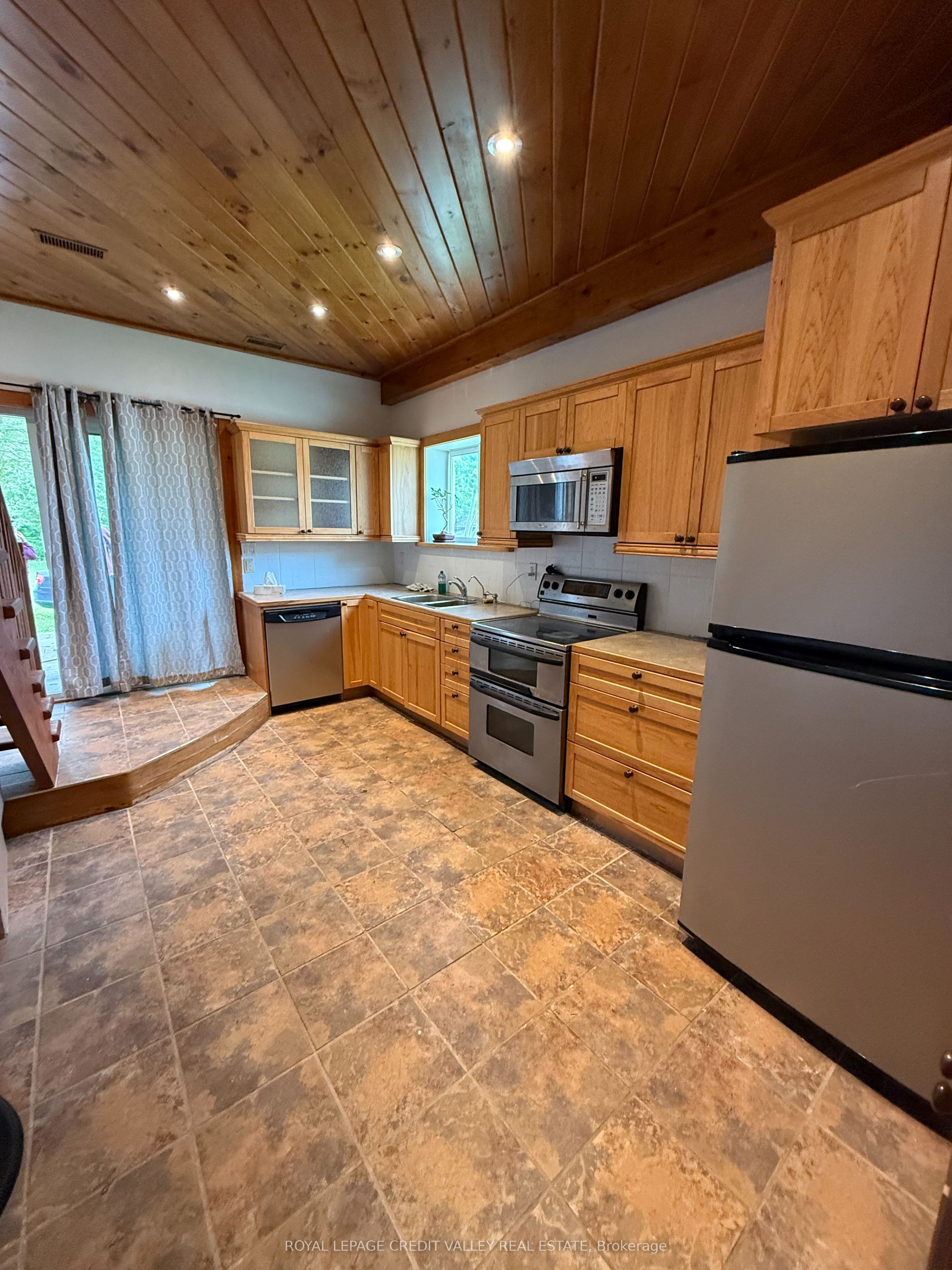308399 Hockley Road Property Photo 9