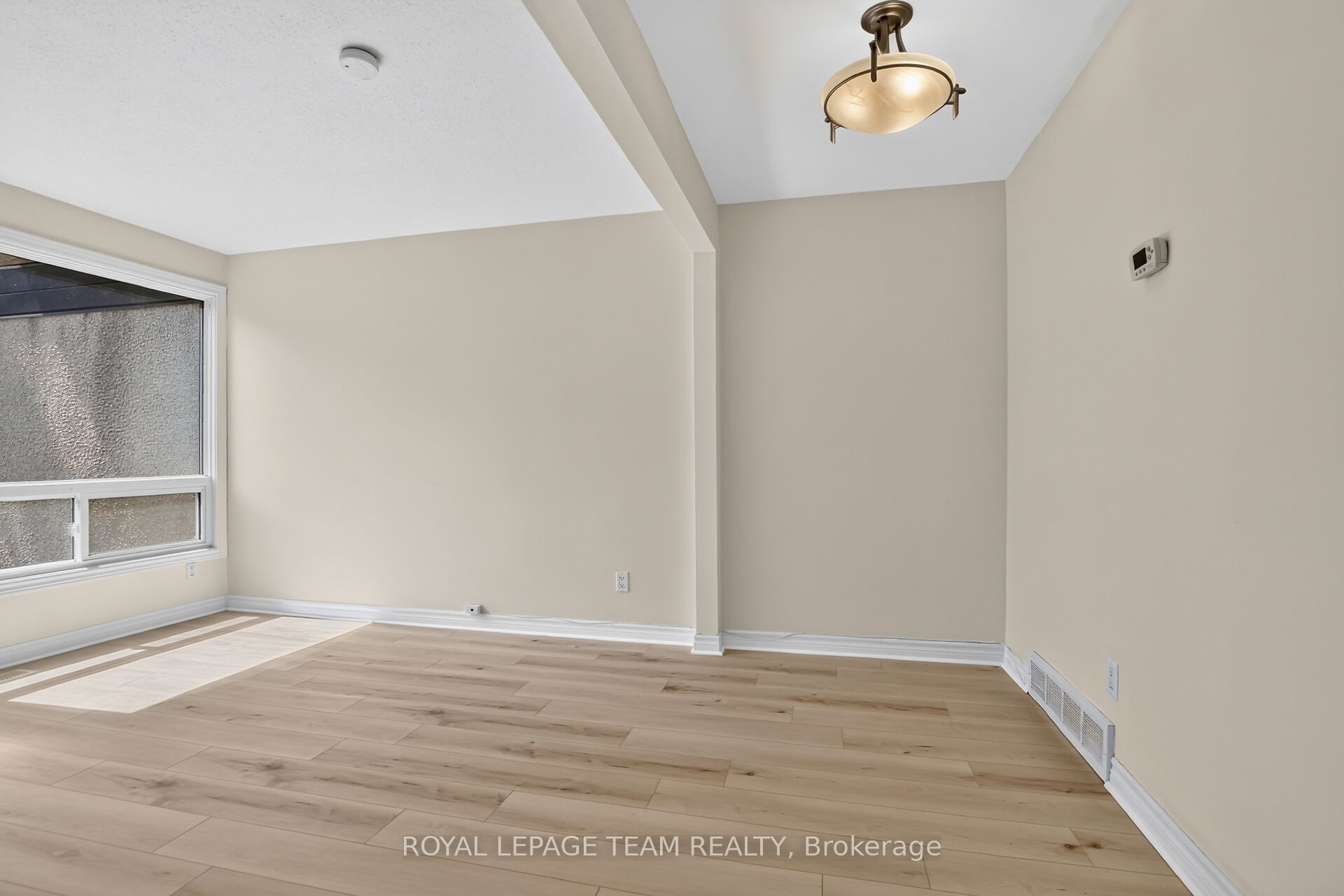 120 Mcclintock Way Property Photo 14