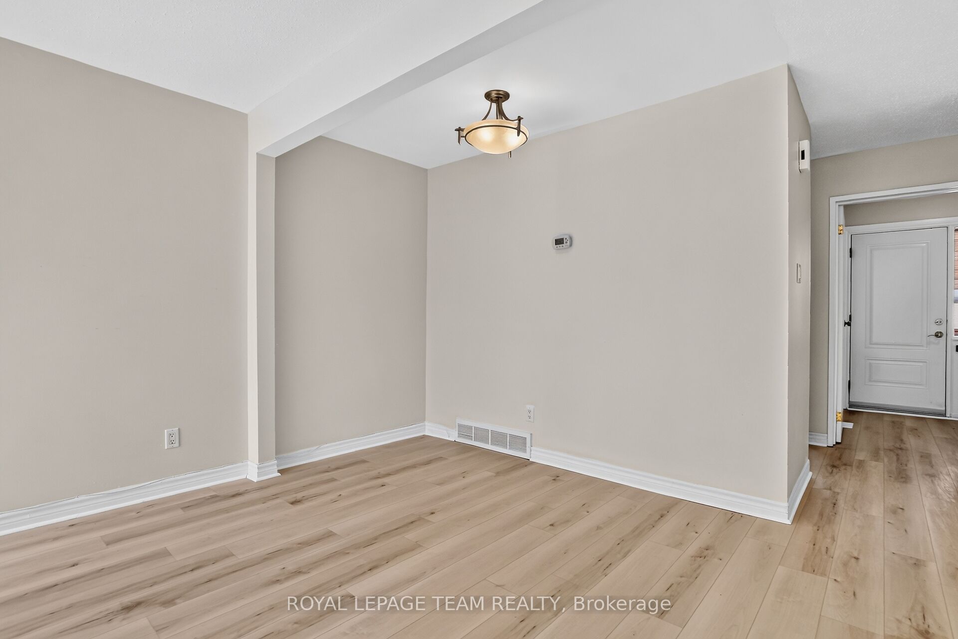 120 Mcclintock Way Property Photo 20