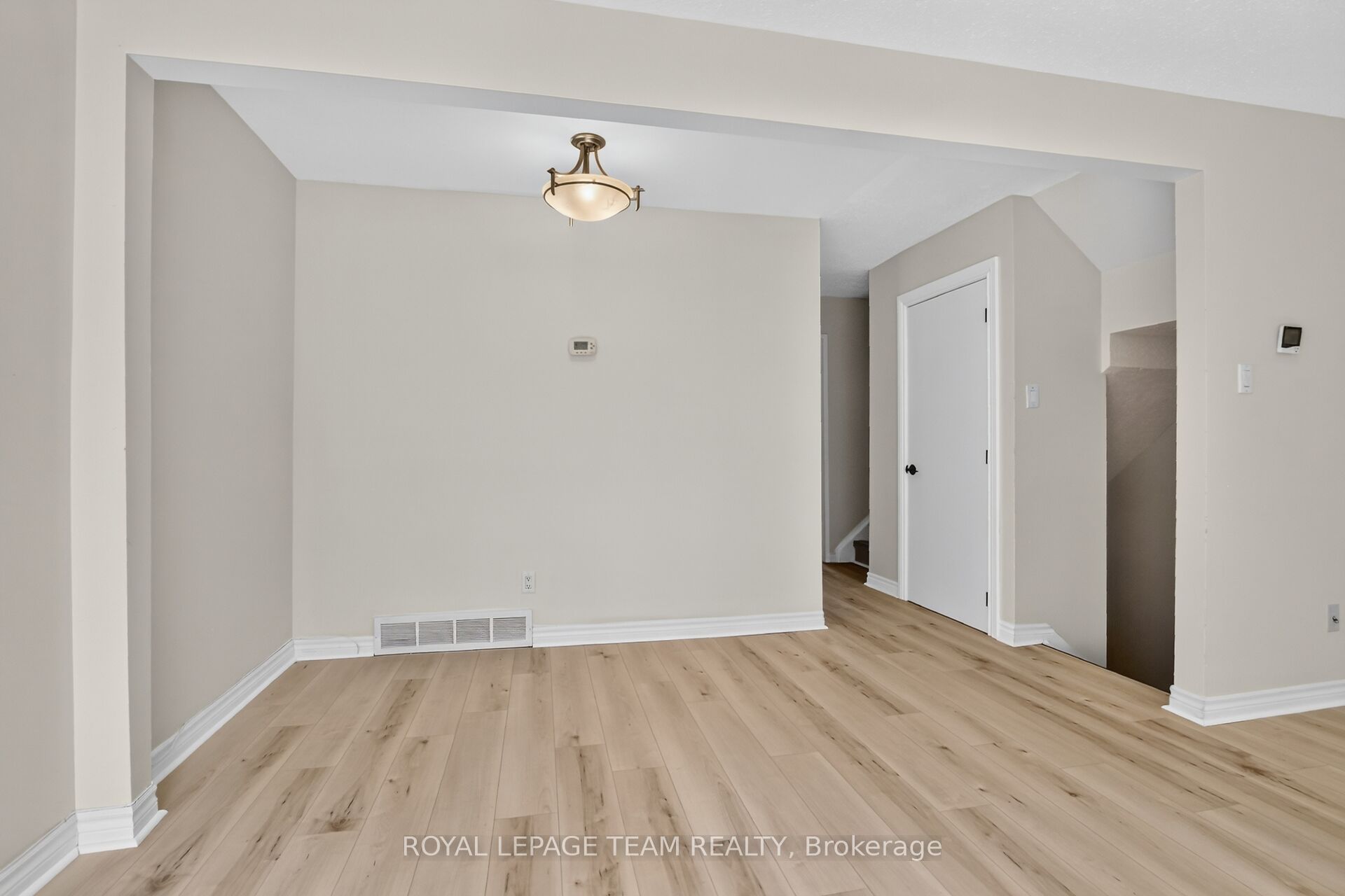 120 Mcclintock Way Property Photo 21