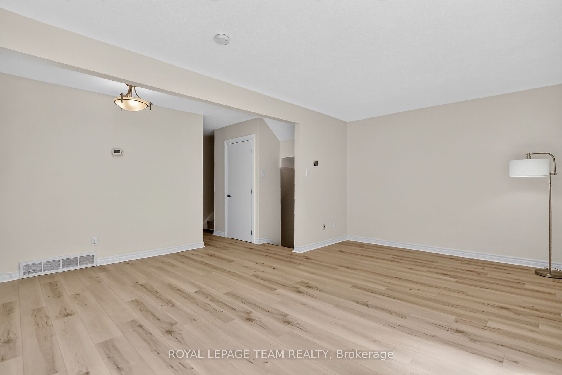 120 Mcclintock Way Property Photo 23
