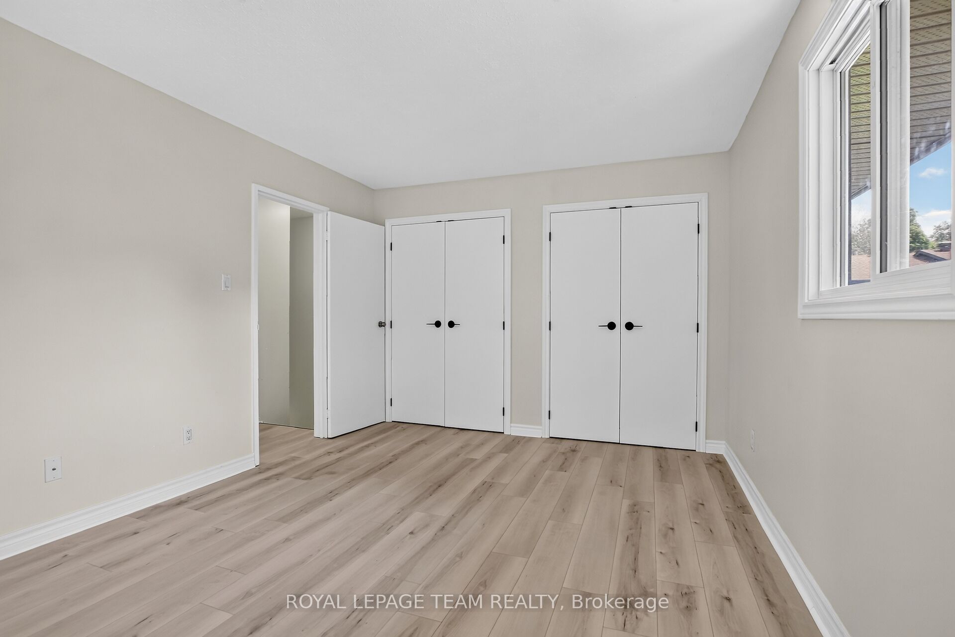 120 Mcclintock Way Property Photo 29