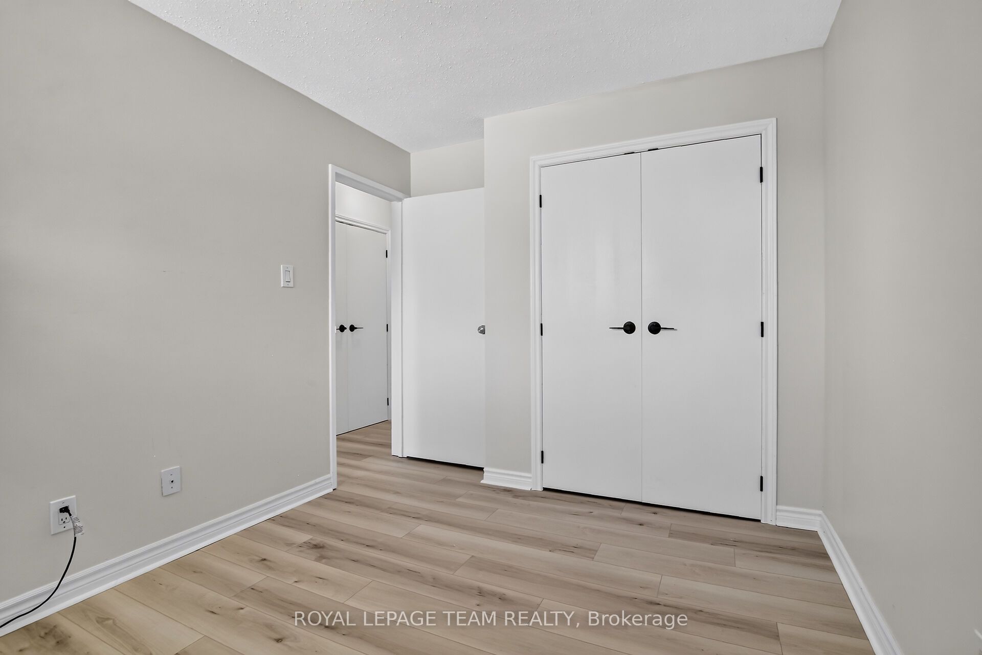 120 Mcclintock Way Property Photo 39