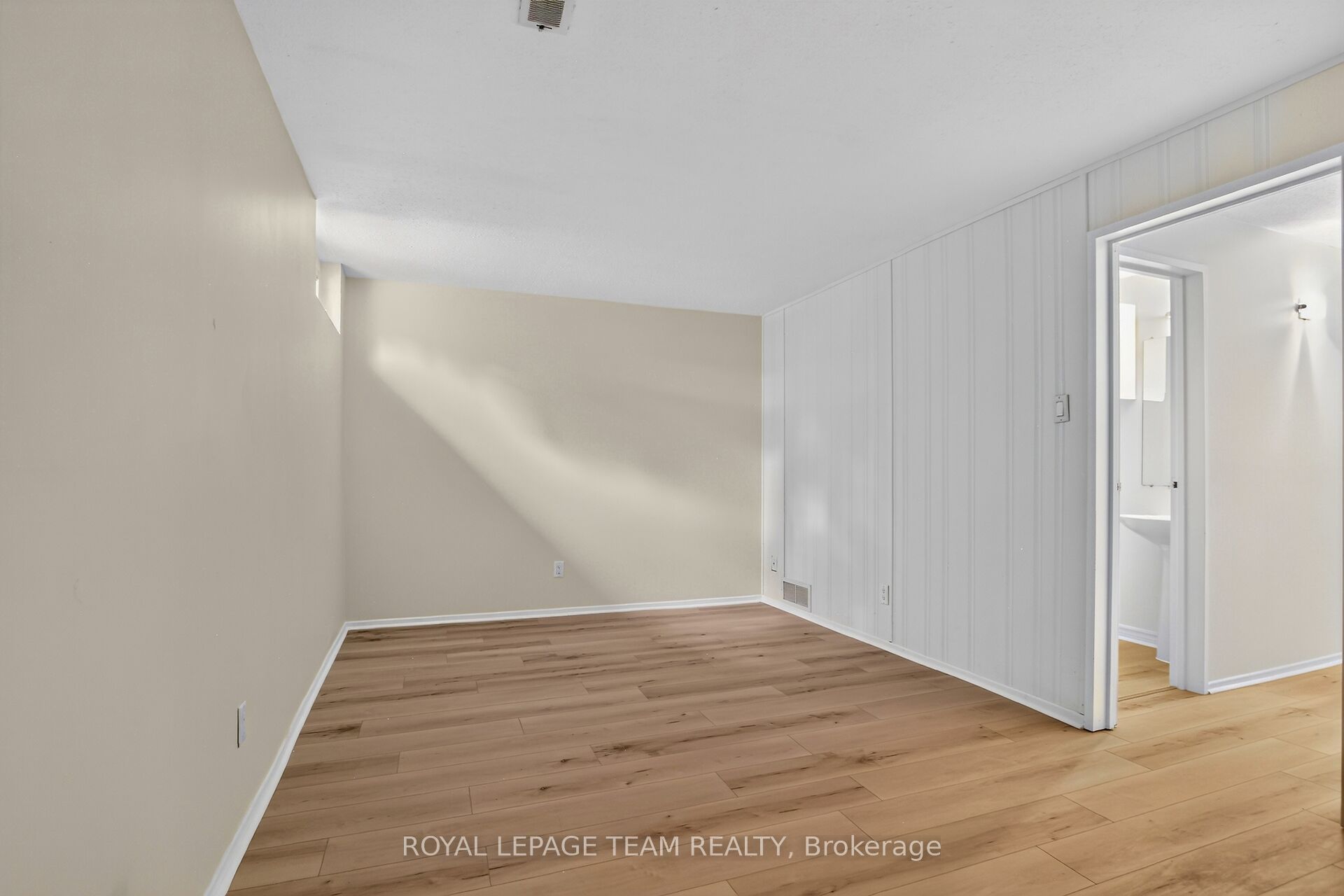 120 Mcclintock Way Property Photo 42