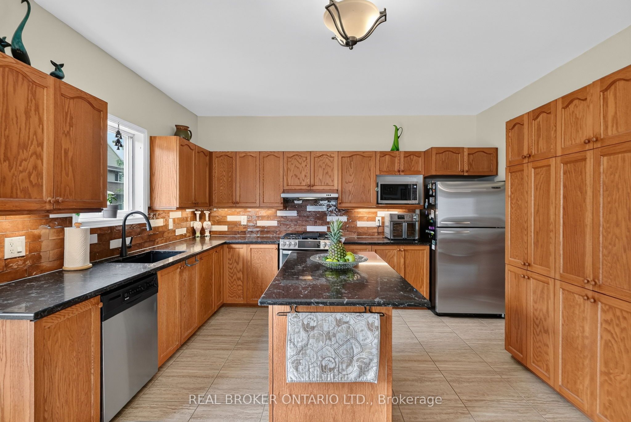 157 Fairlop Way Property Photo 6
