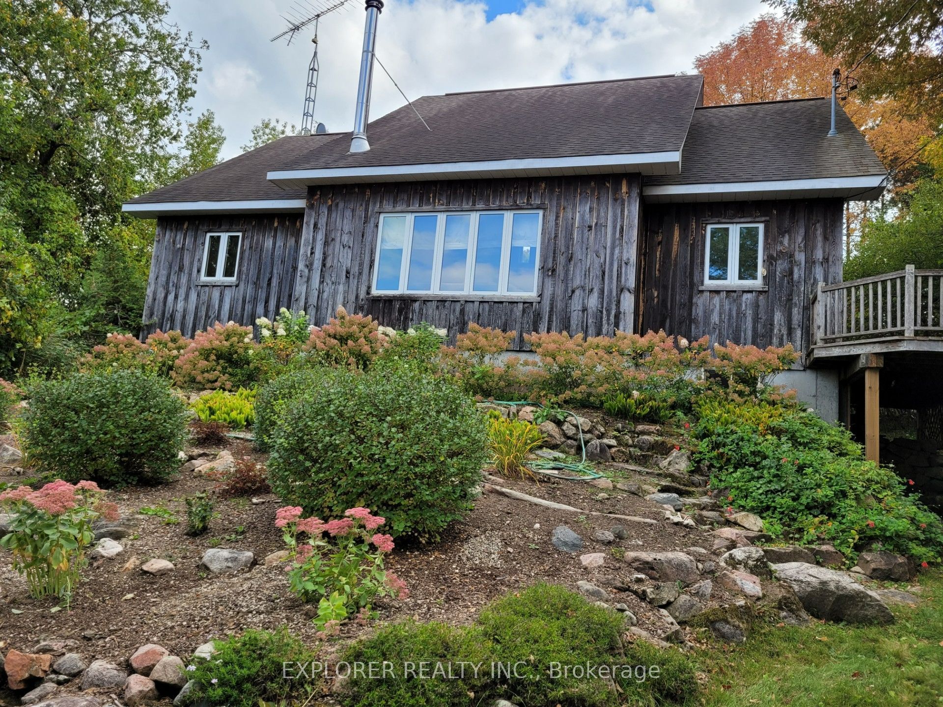 720 Rosetta Road Property Photo 1