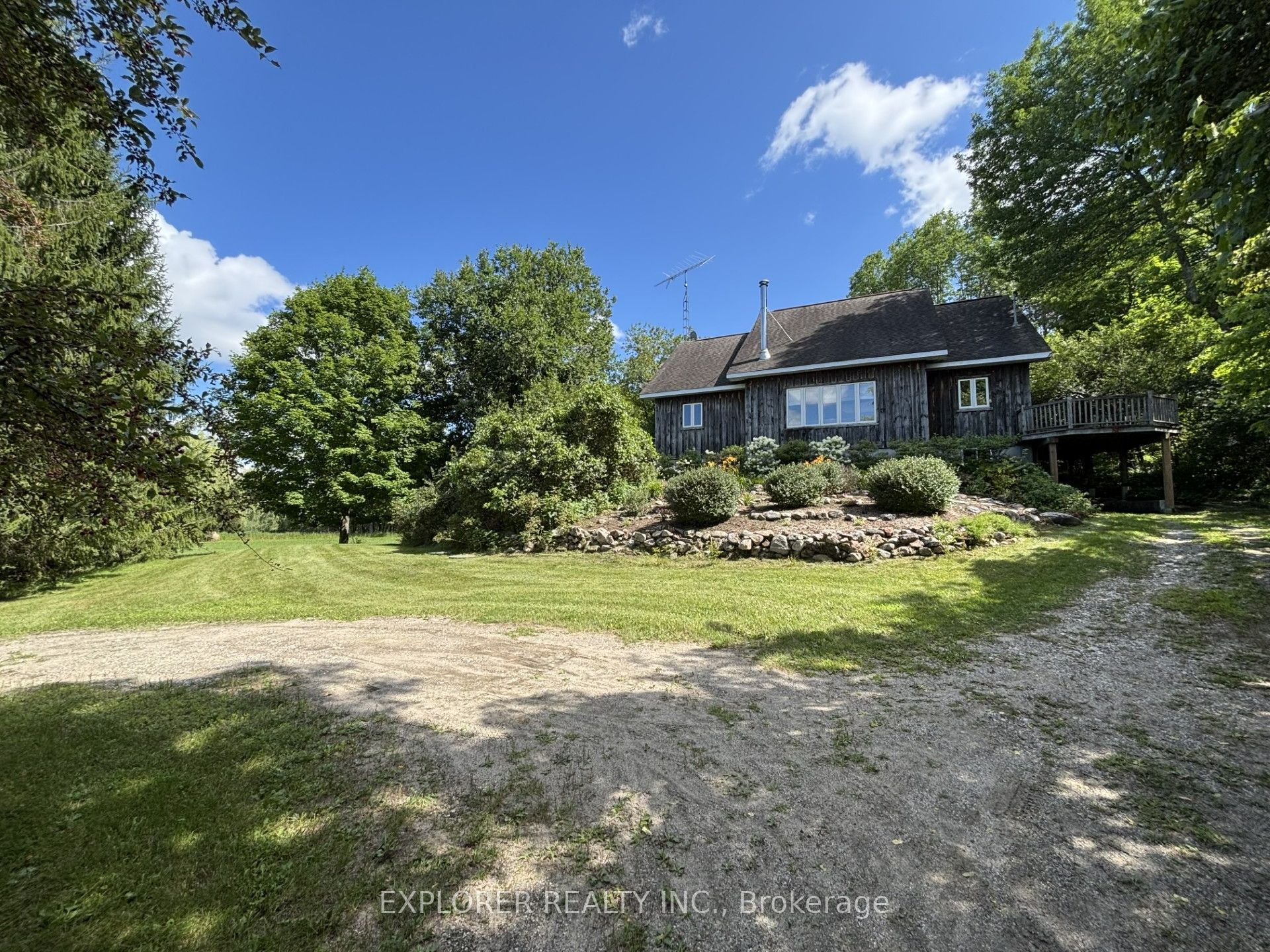 720 Rosetta Road Property Photo 2