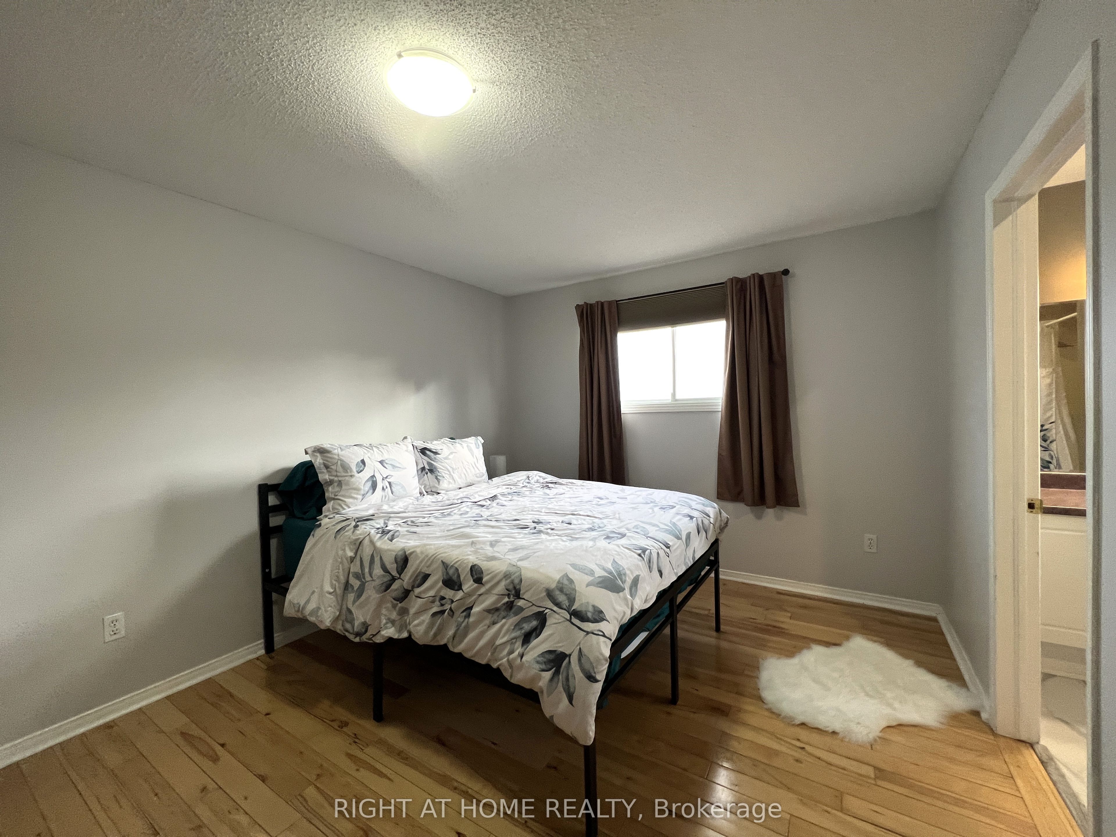 590 Arbour Crescent Property Photo 19