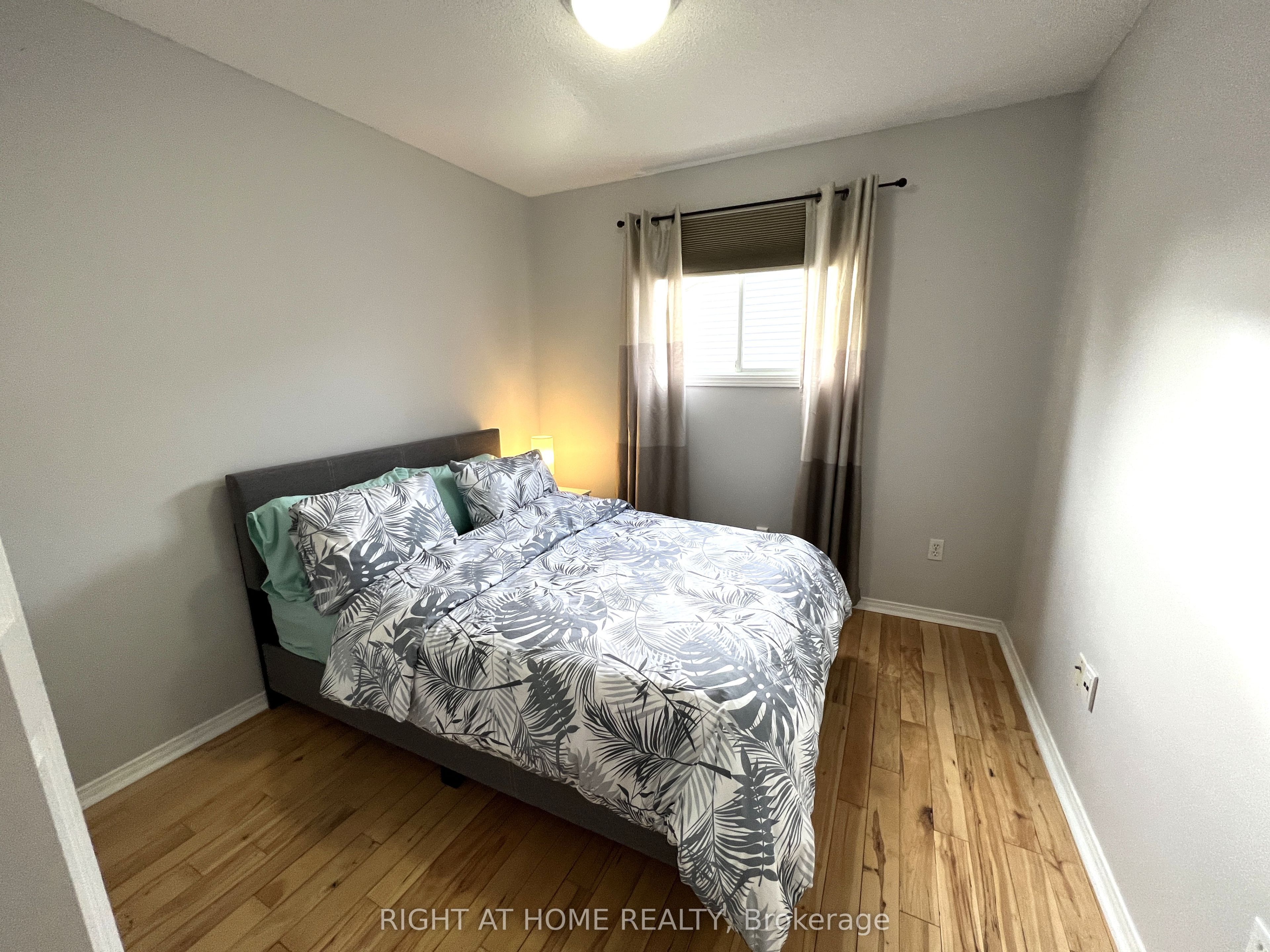 590 Arbour Crescent Property Photo 21
