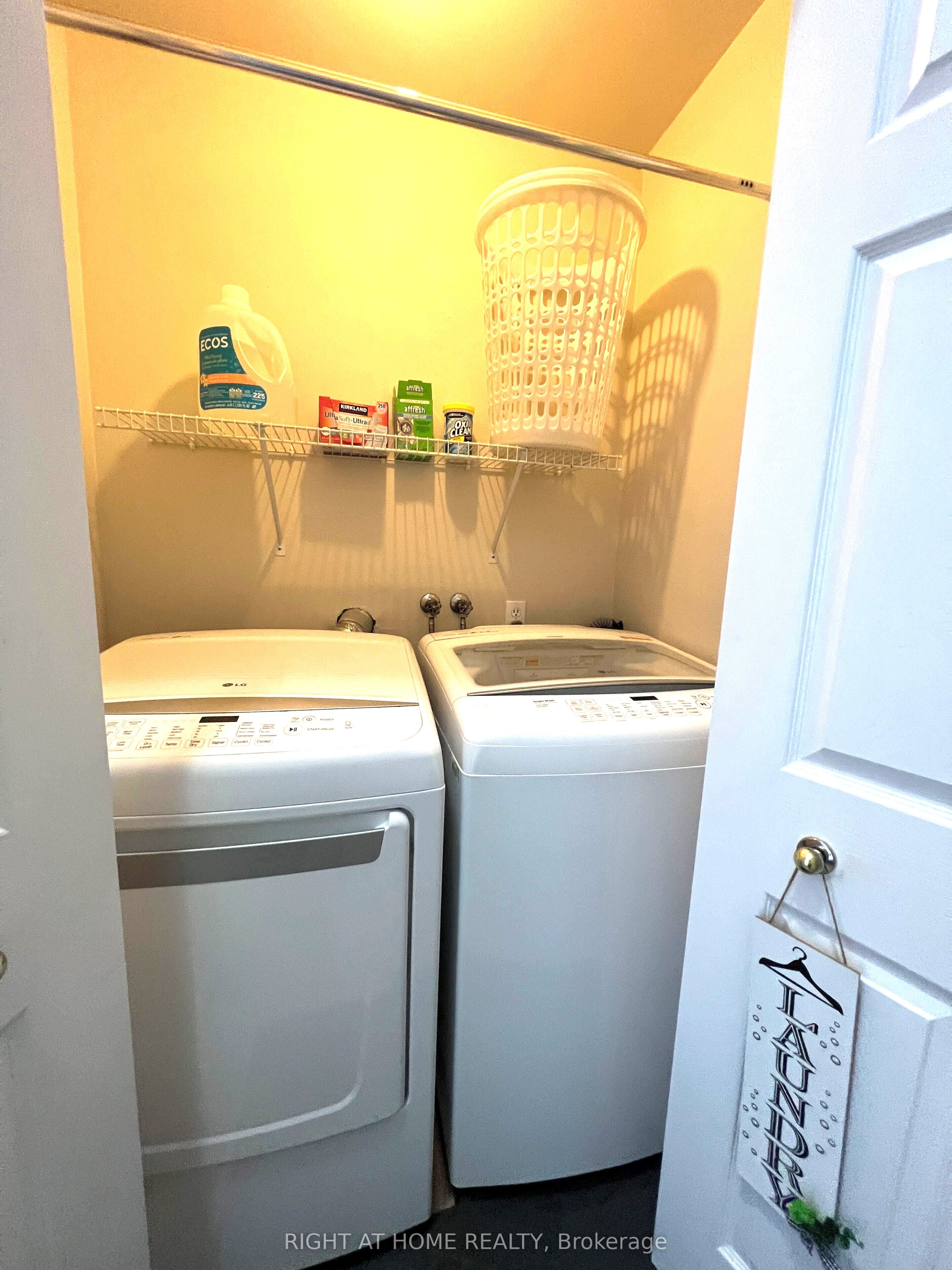 590 Arbour Crescent Property Photo 23