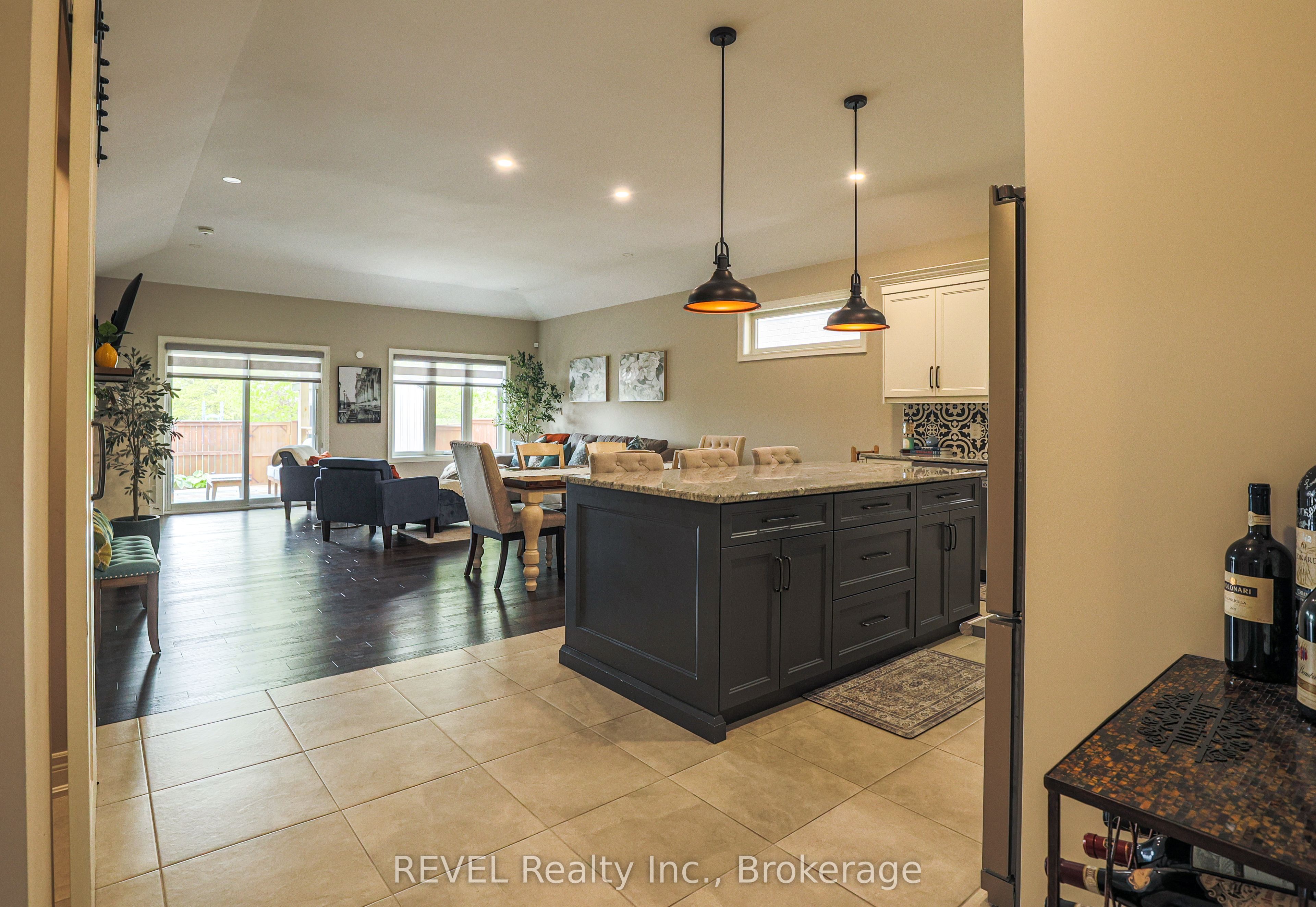 15 Willowbrook Drive Property Photo 11