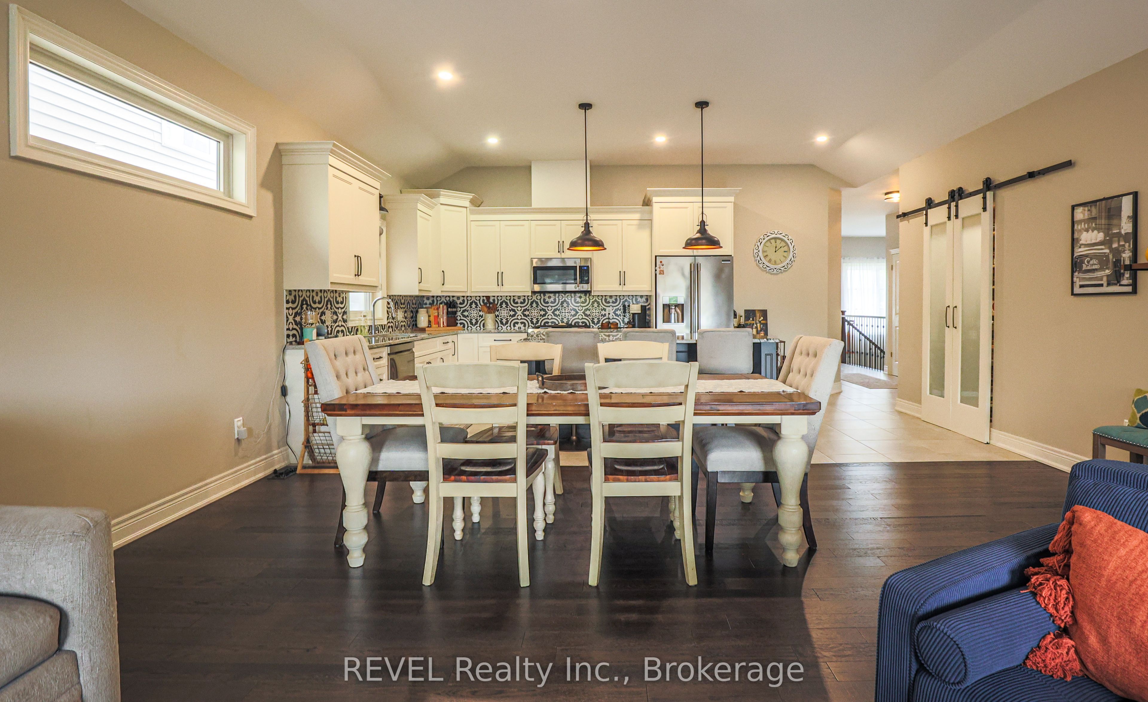15 Willowbrook Drive Property Photo 15