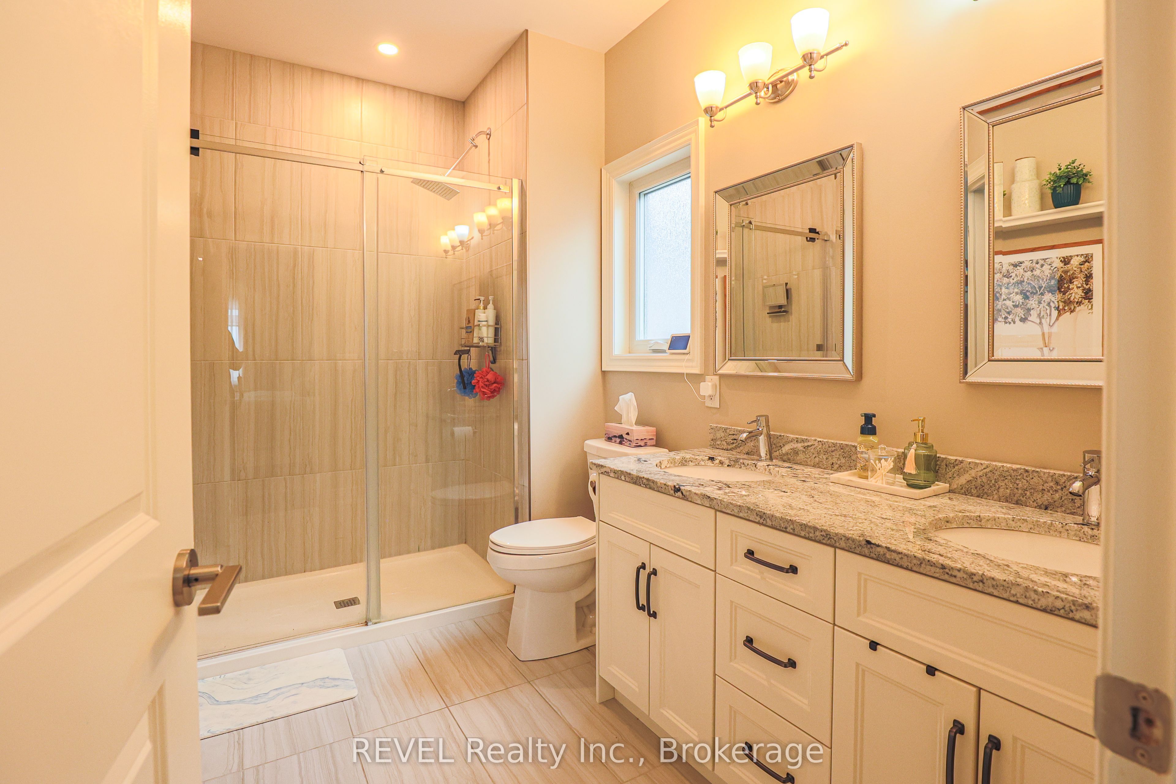 15 Willowbrook Drive Property Photo 24