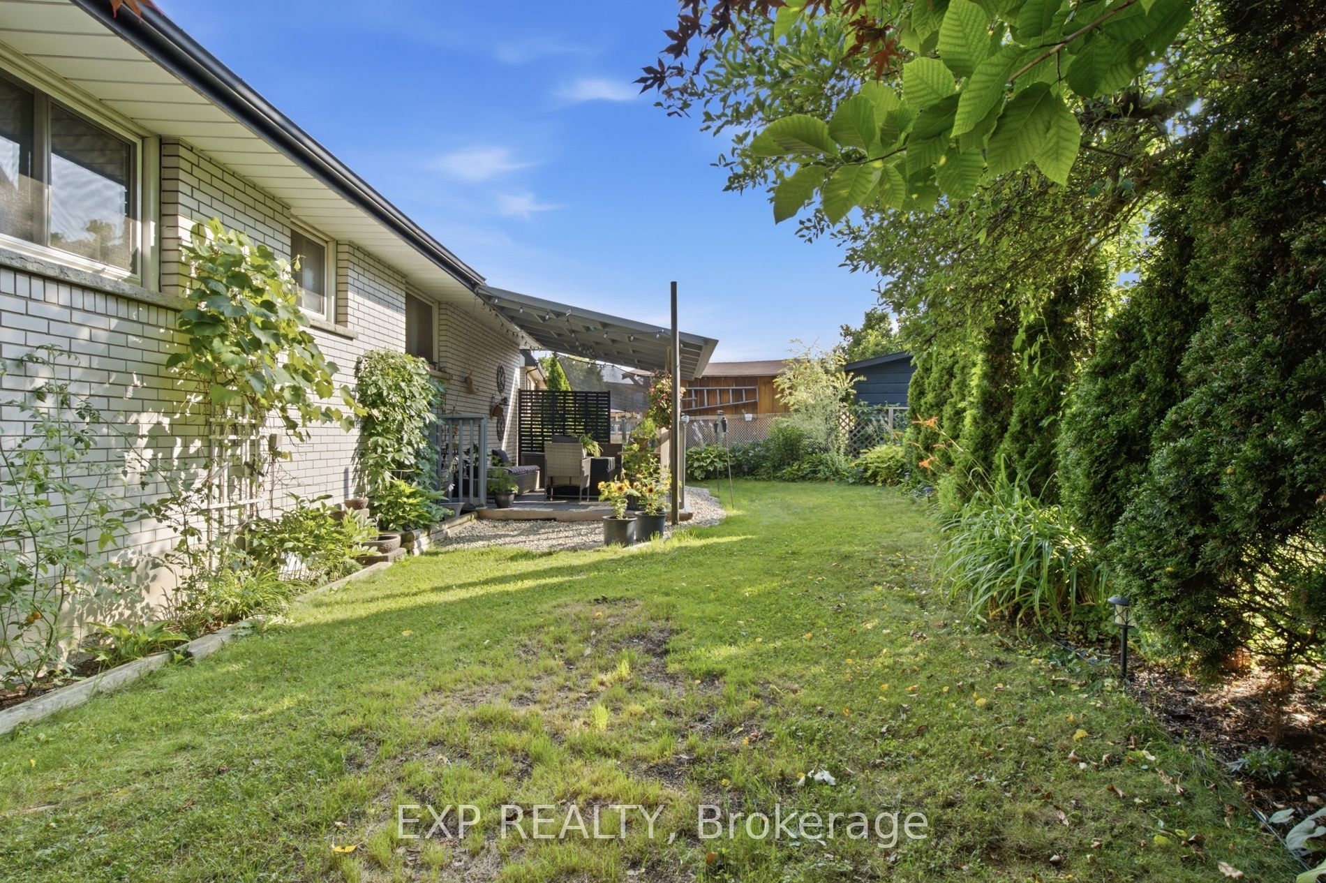 11 Summit Crescent Property Photo 38