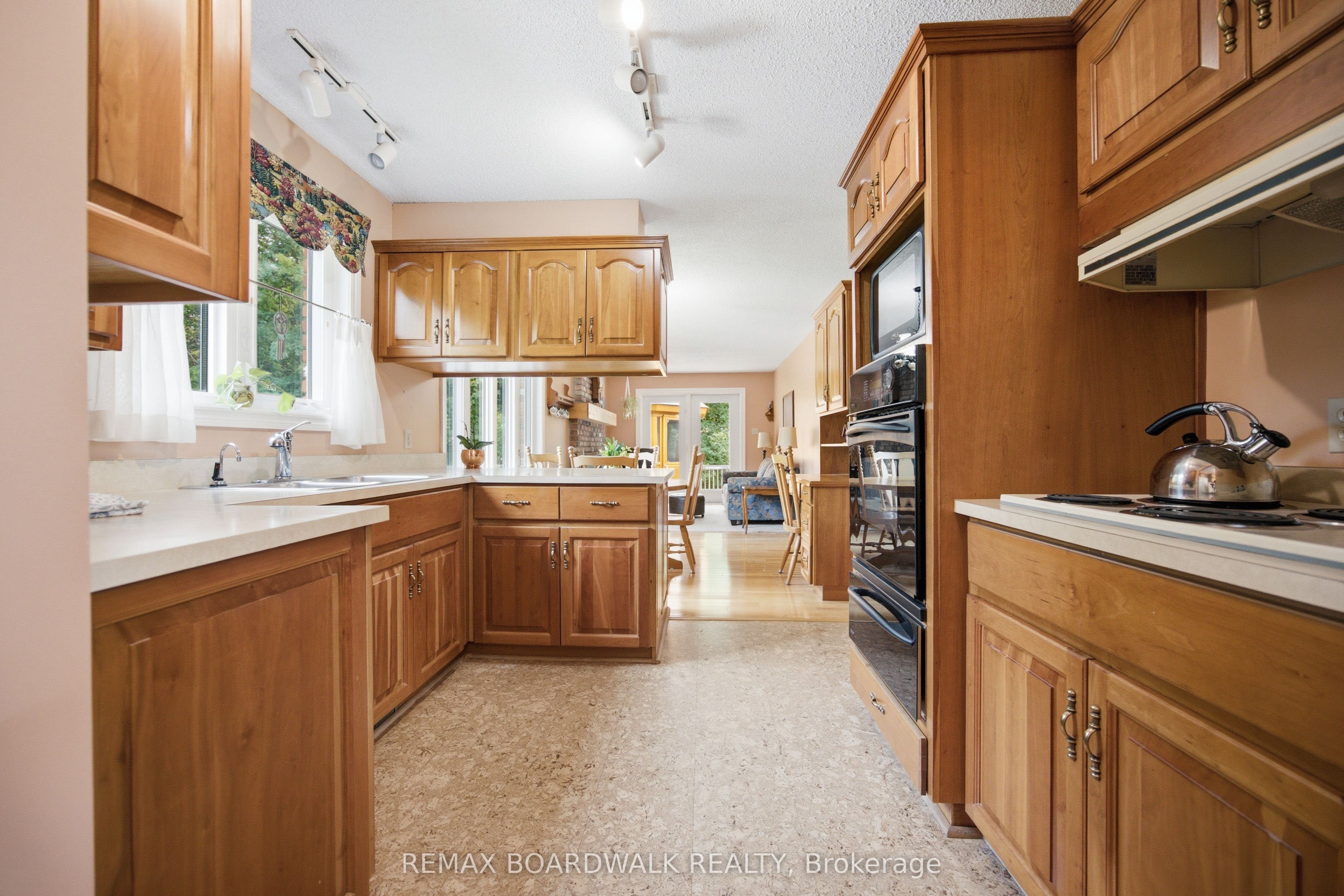 398 Mccann Road Property Photo 12