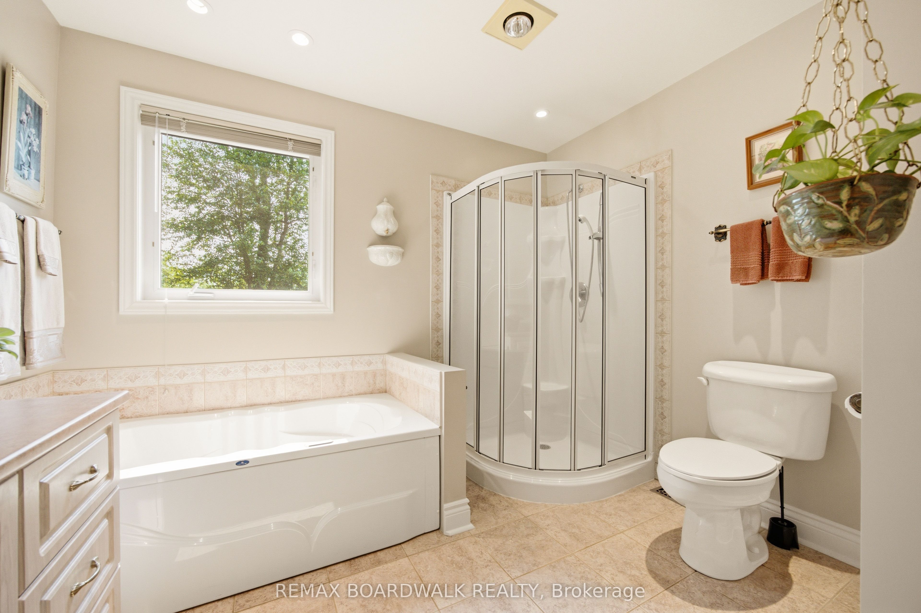 398 Mccann Road Property Photo 23