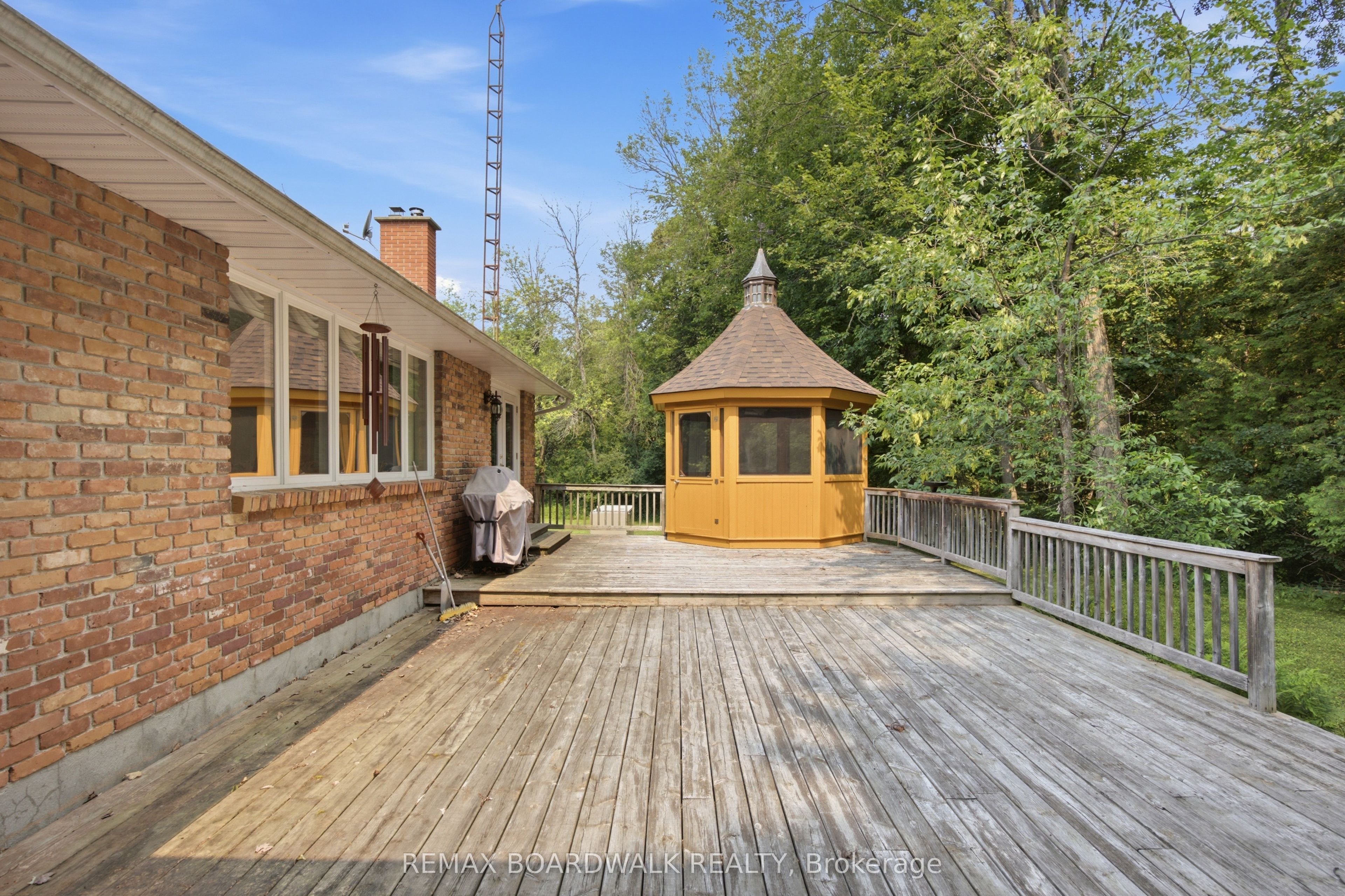 398 Mccann Road Property Photo 32