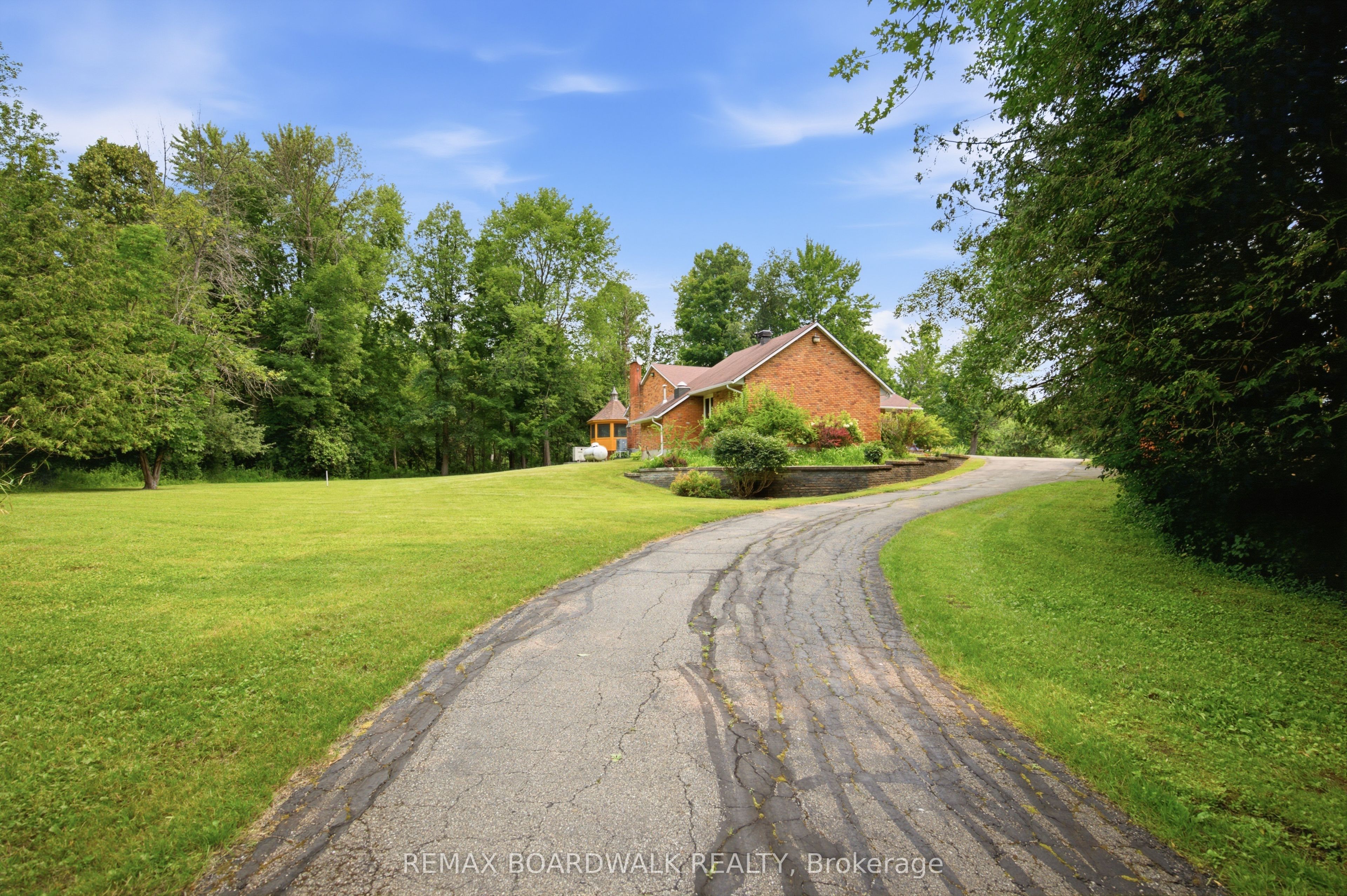 398 Mccann Road Property Photo 35