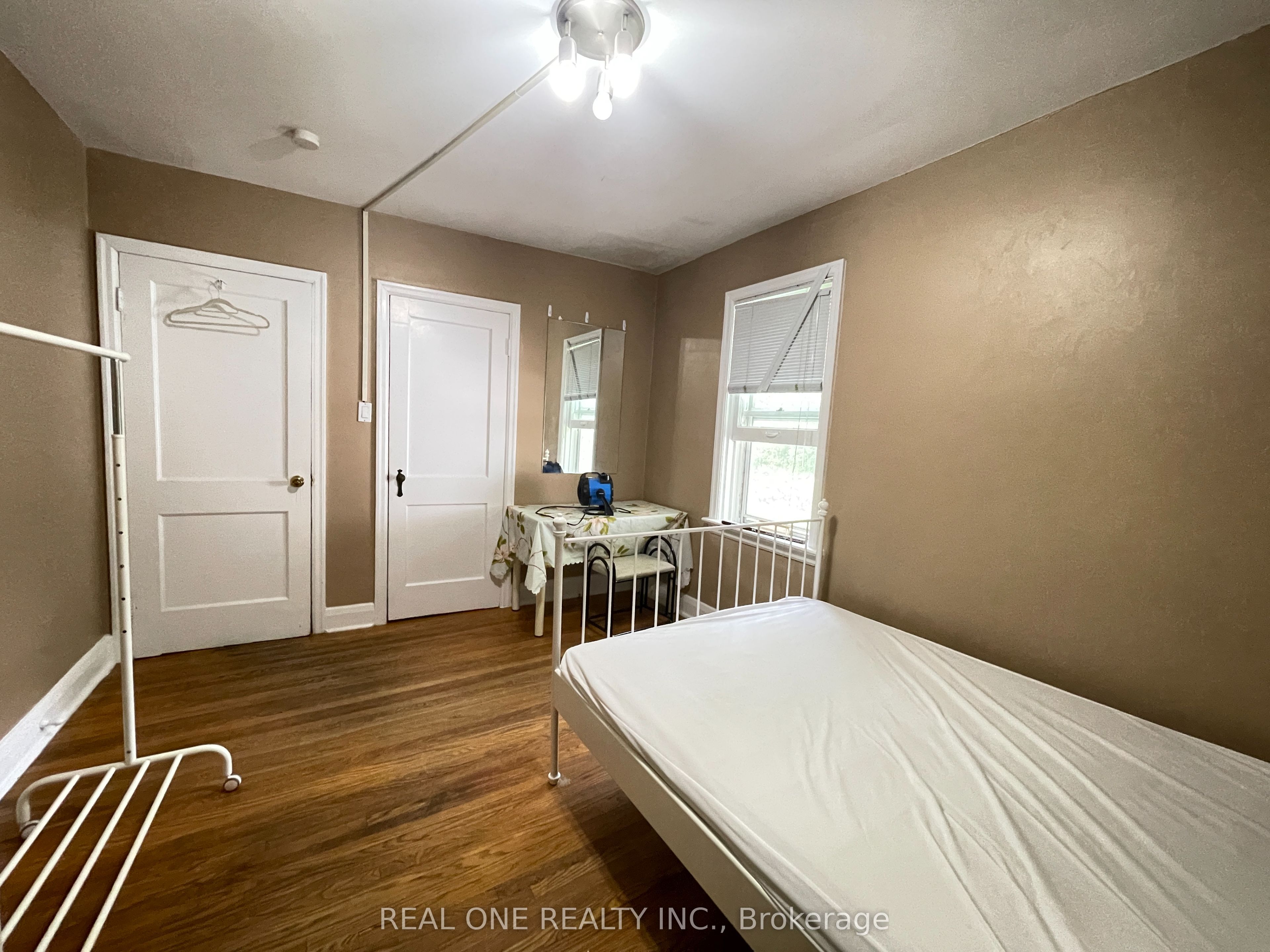 35 Bowman (b) Street Property Photo 13