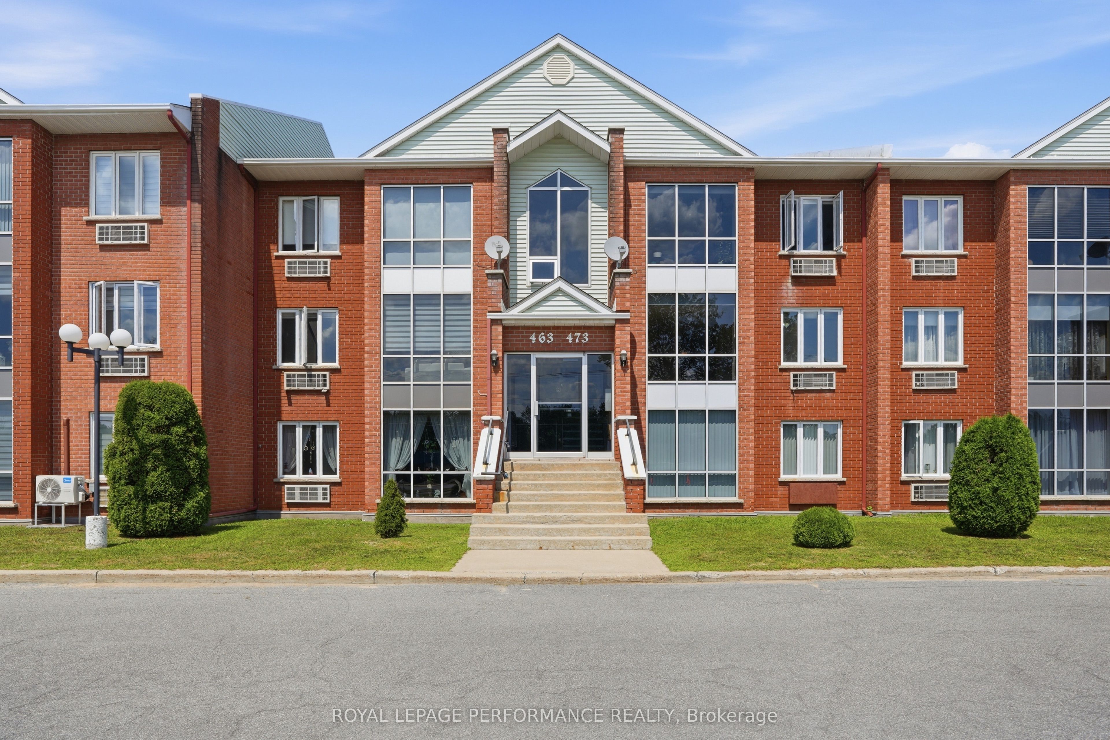 471 Spence Avenue 4