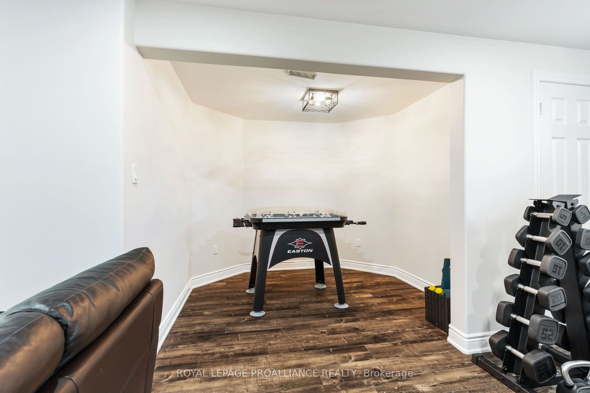 7 Albert Street Property Photo 31