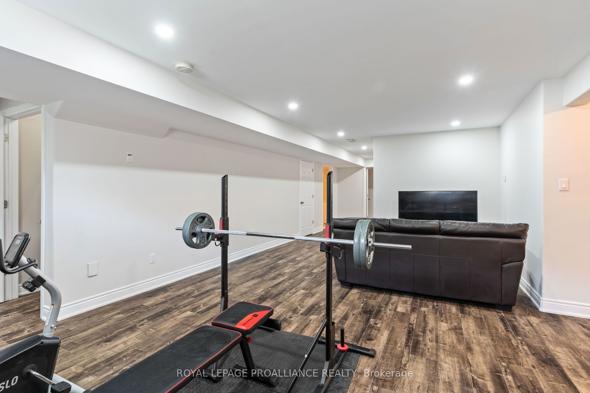 7 Albert Street Property Photo 32