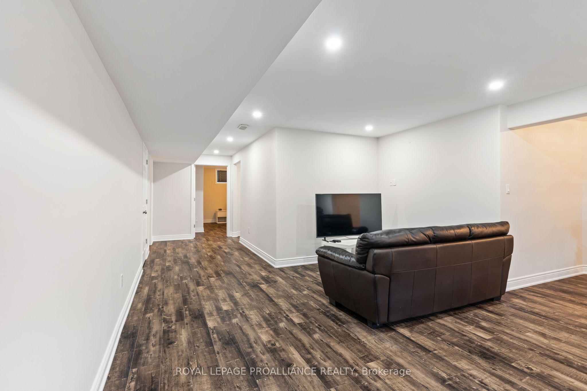 7 Albert Street Property Photo 33