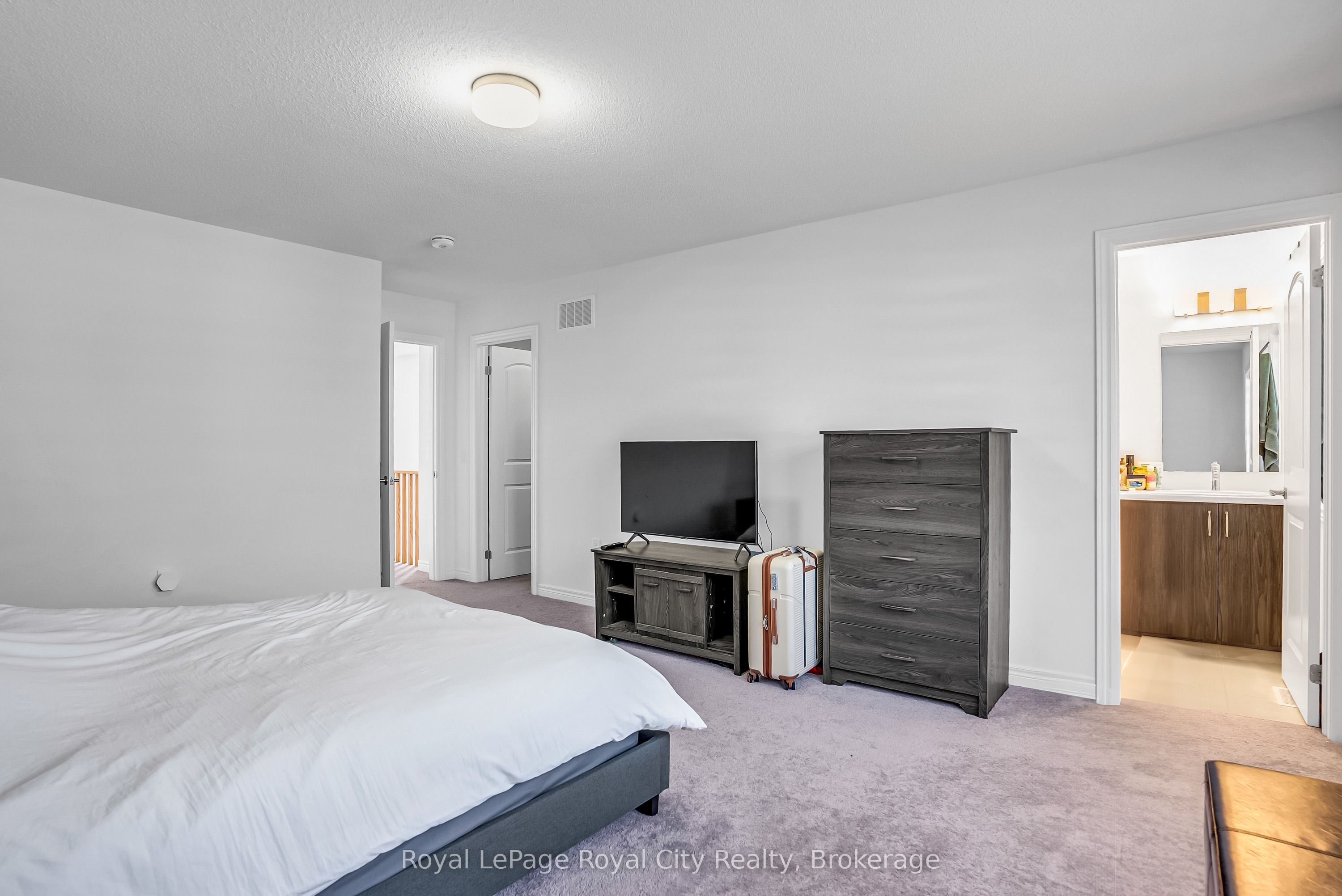 36 Prest Way Property Photo 19