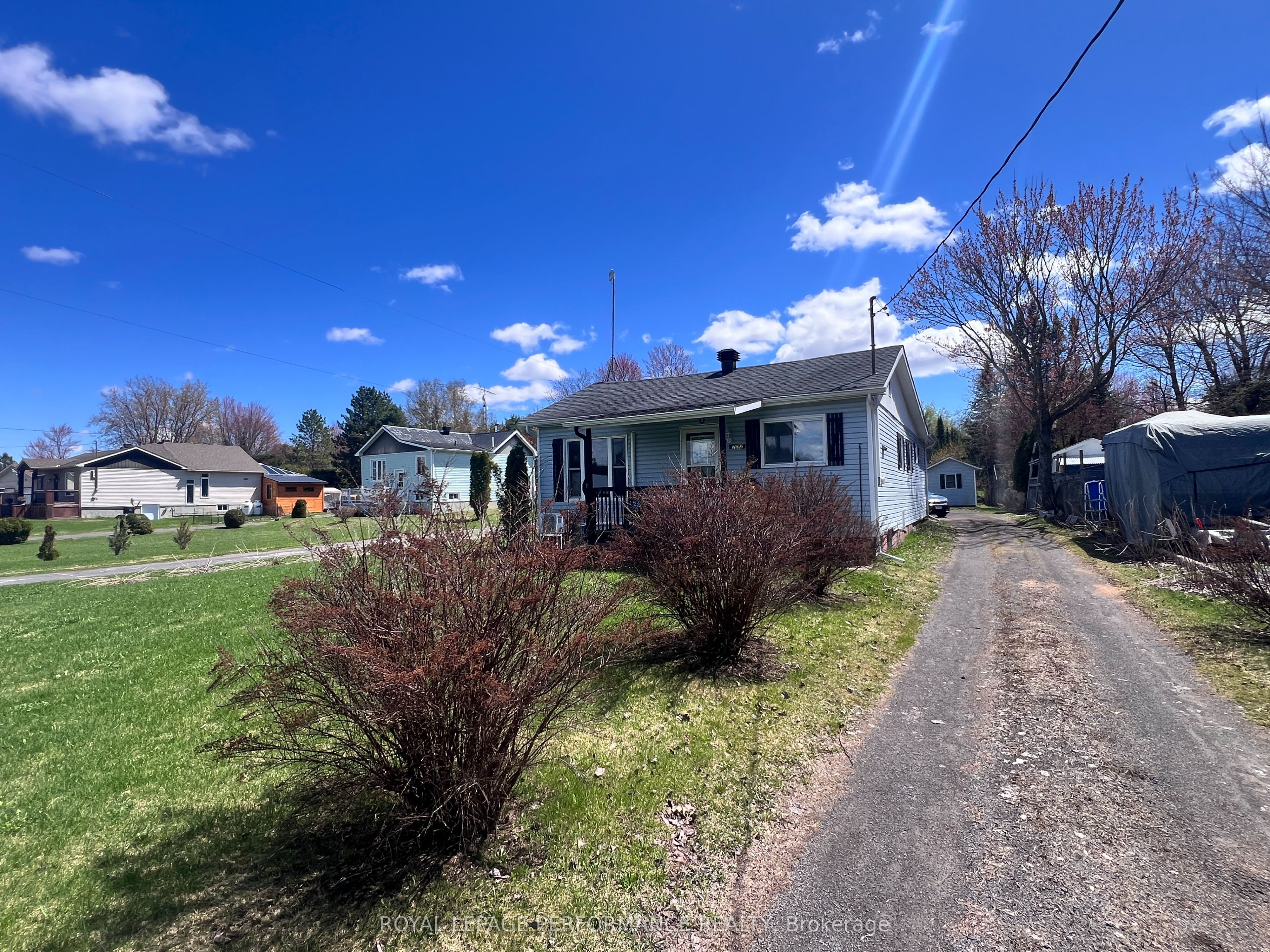 2082 Sandy Hill Road Property Photo 2
