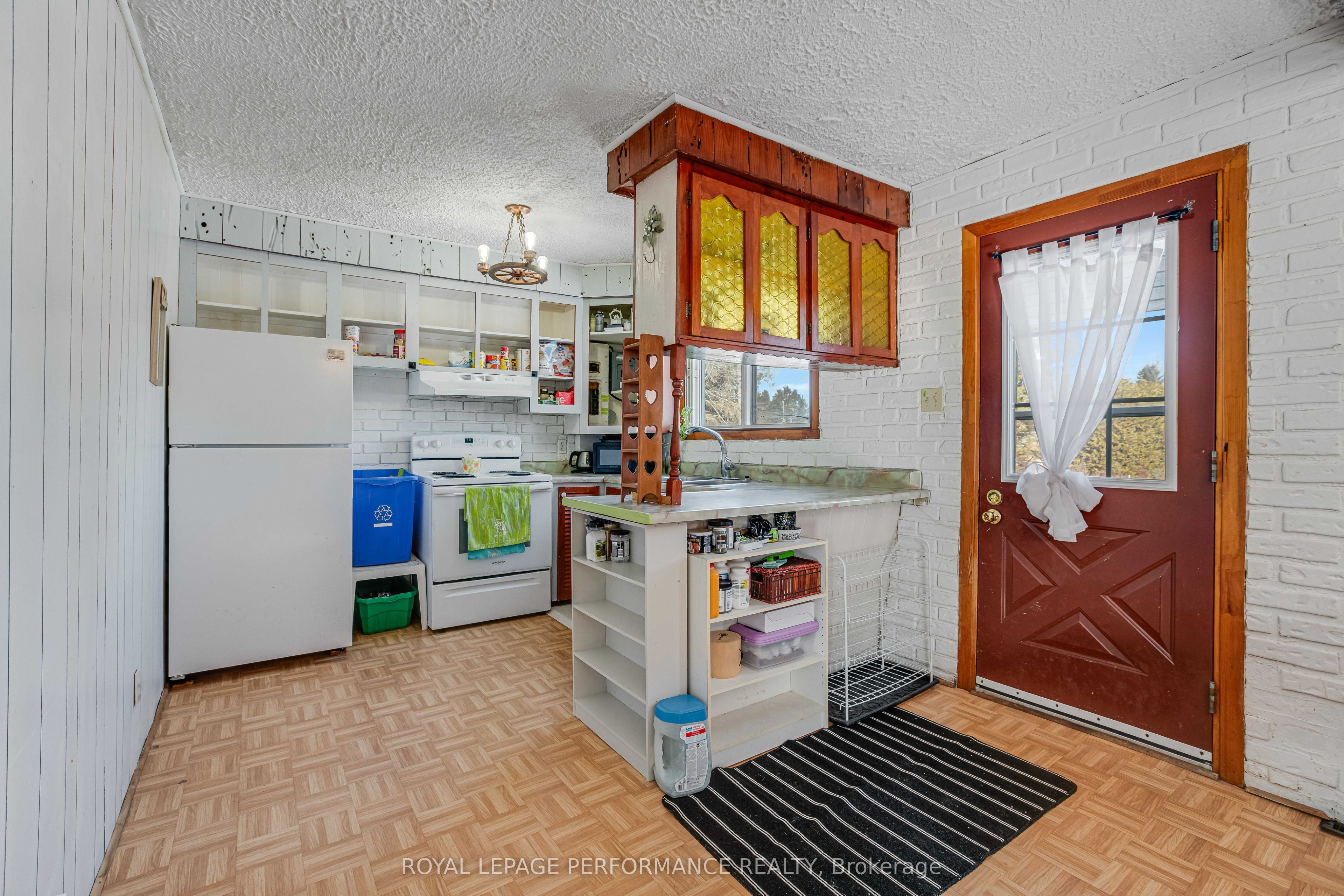 2082 Sandy Hill Road Property Photo 8