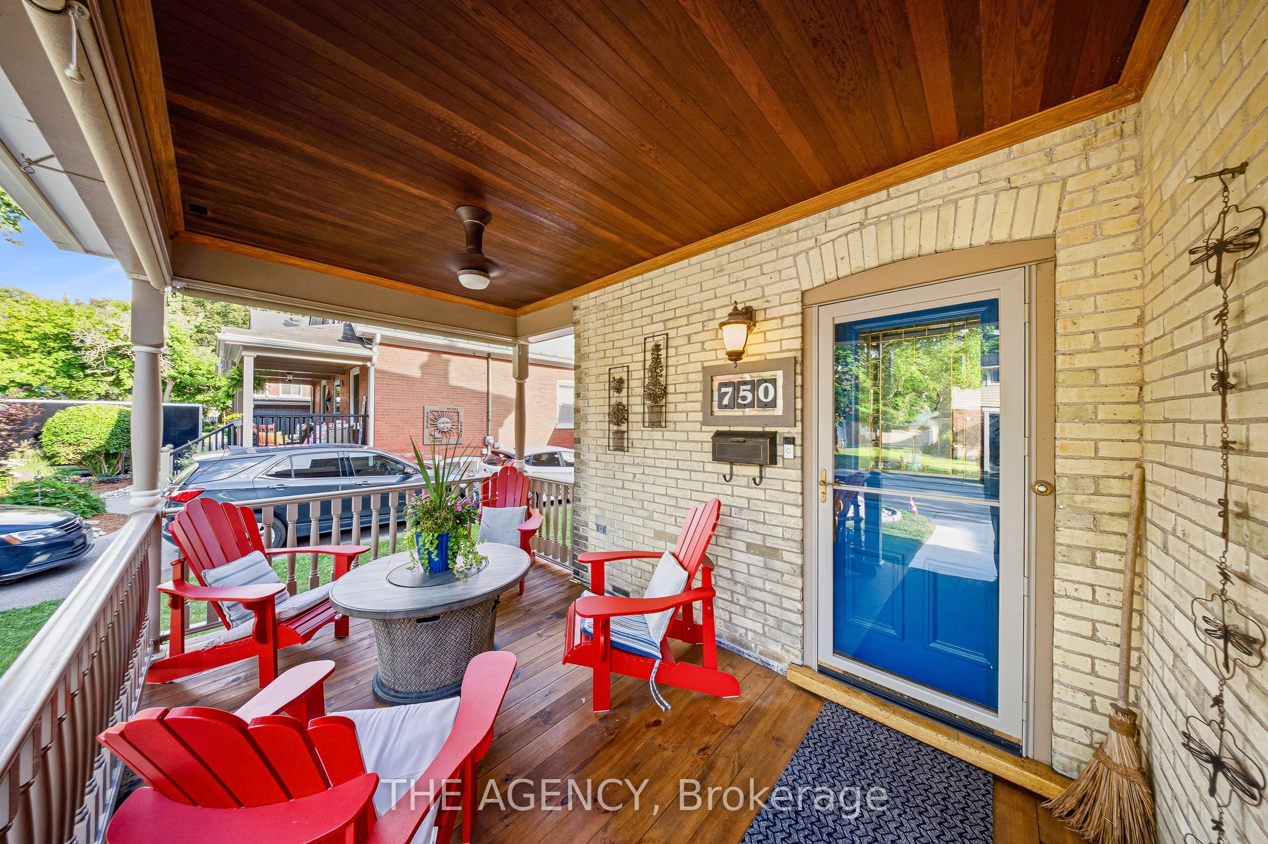 750 Vine Street Property Photo 6