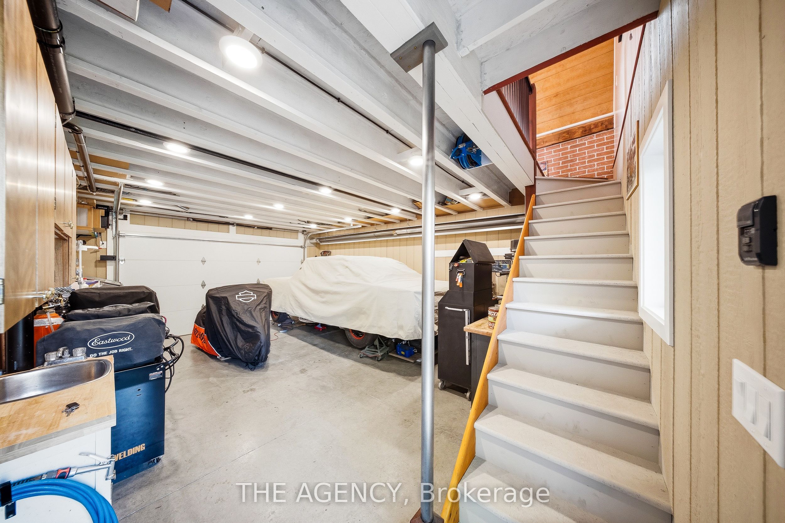 750 Vine Street Property Photo 31