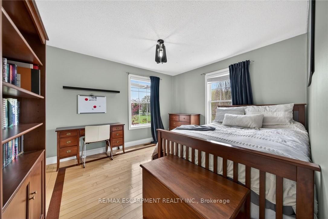 20 Haldimand Trail Property Photo 22