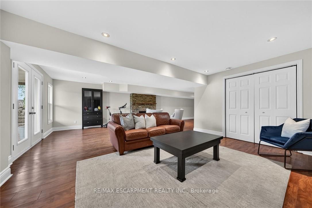 20 Haldimand Trail Property Photo 31
