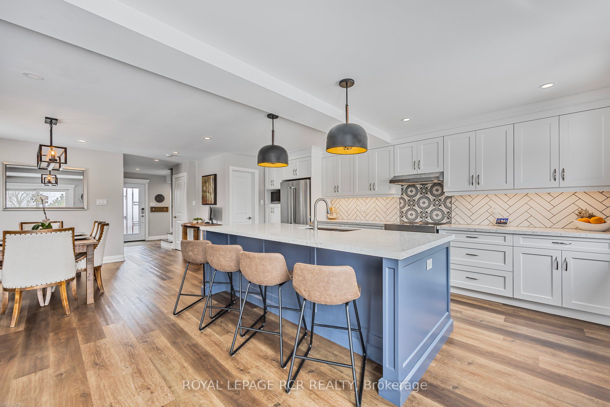 18 Peter Street Property Photo 12