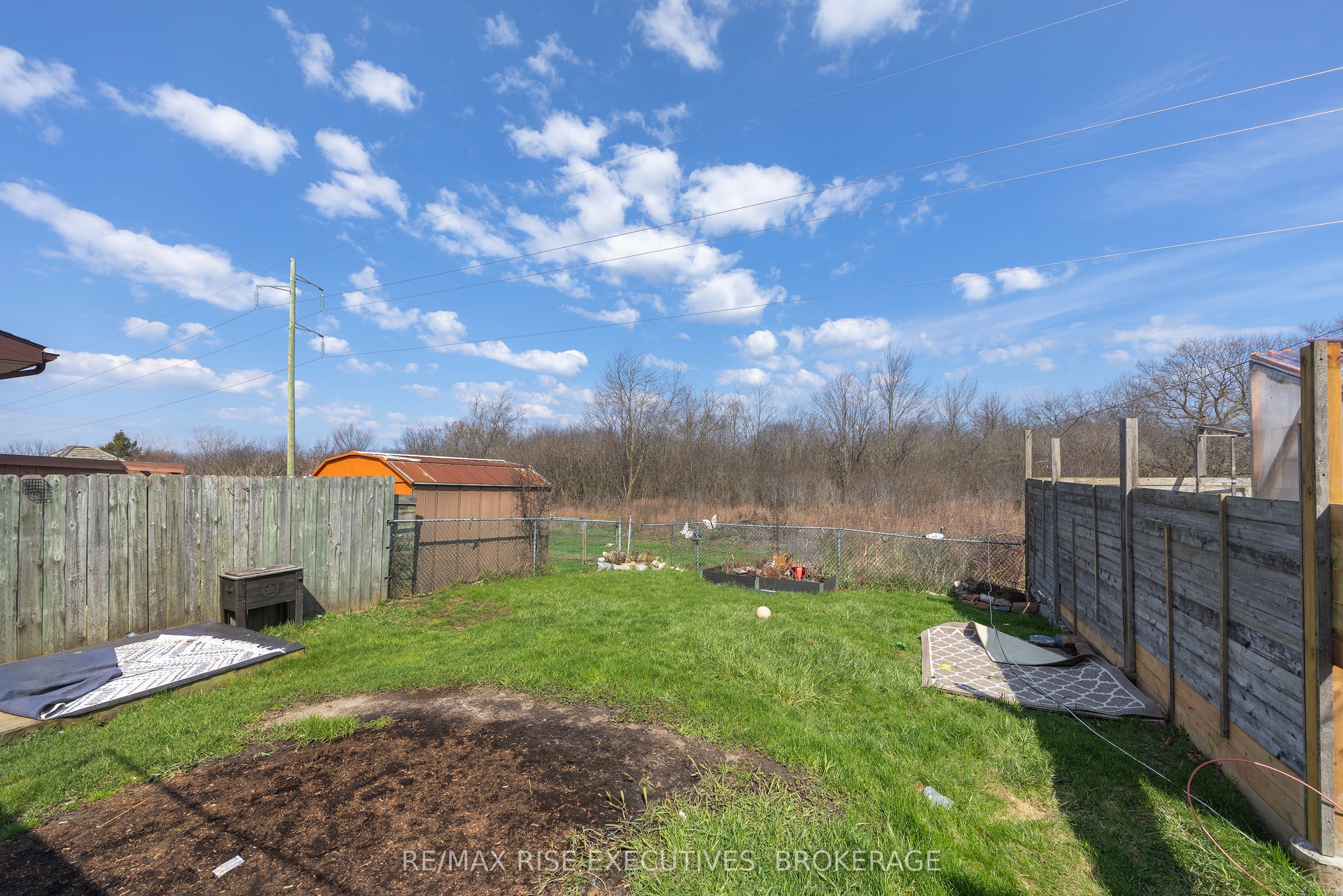 75 Wycliffe Crescent Property Photo 9