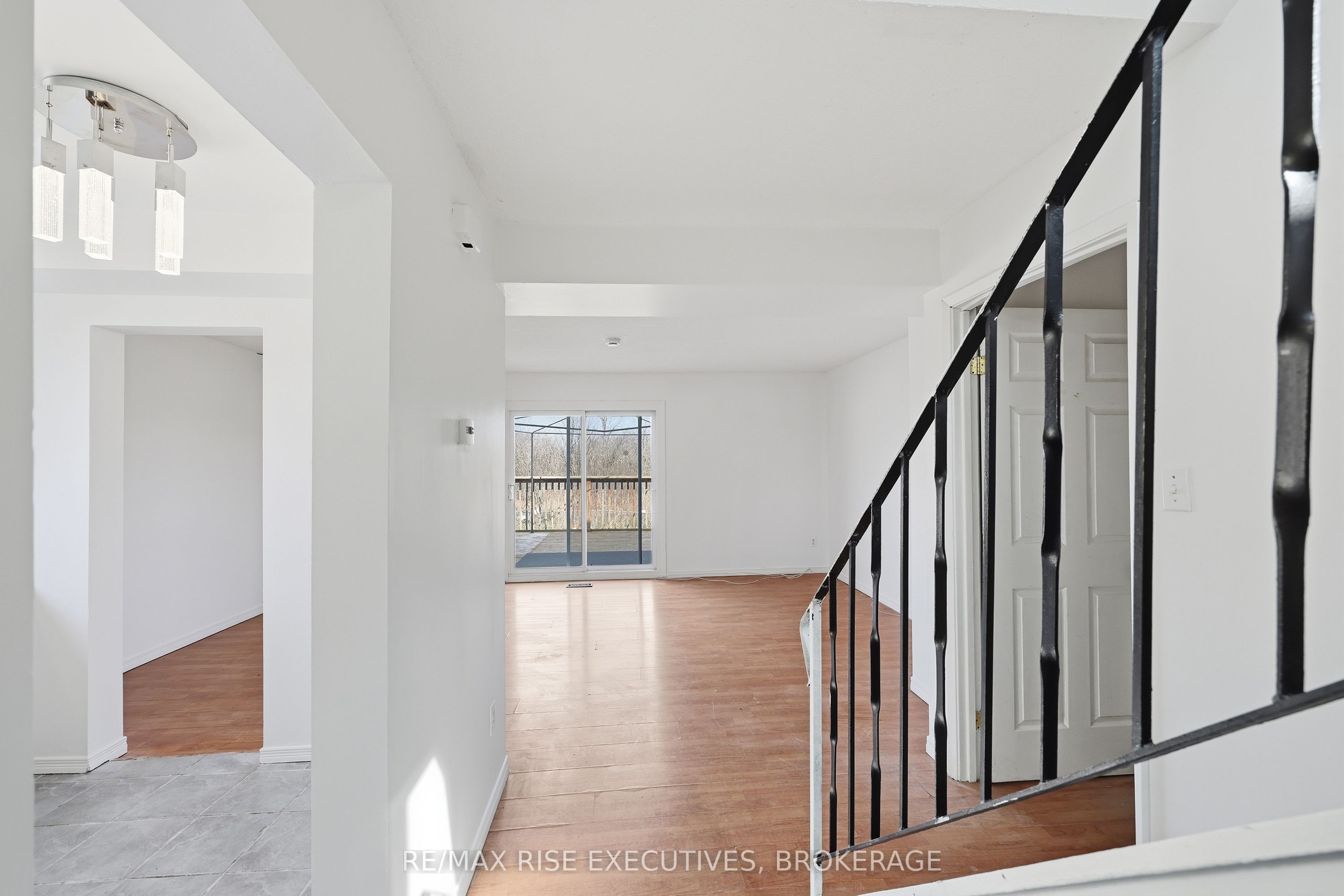75 Wycliffe Crescent Property Photo 16
