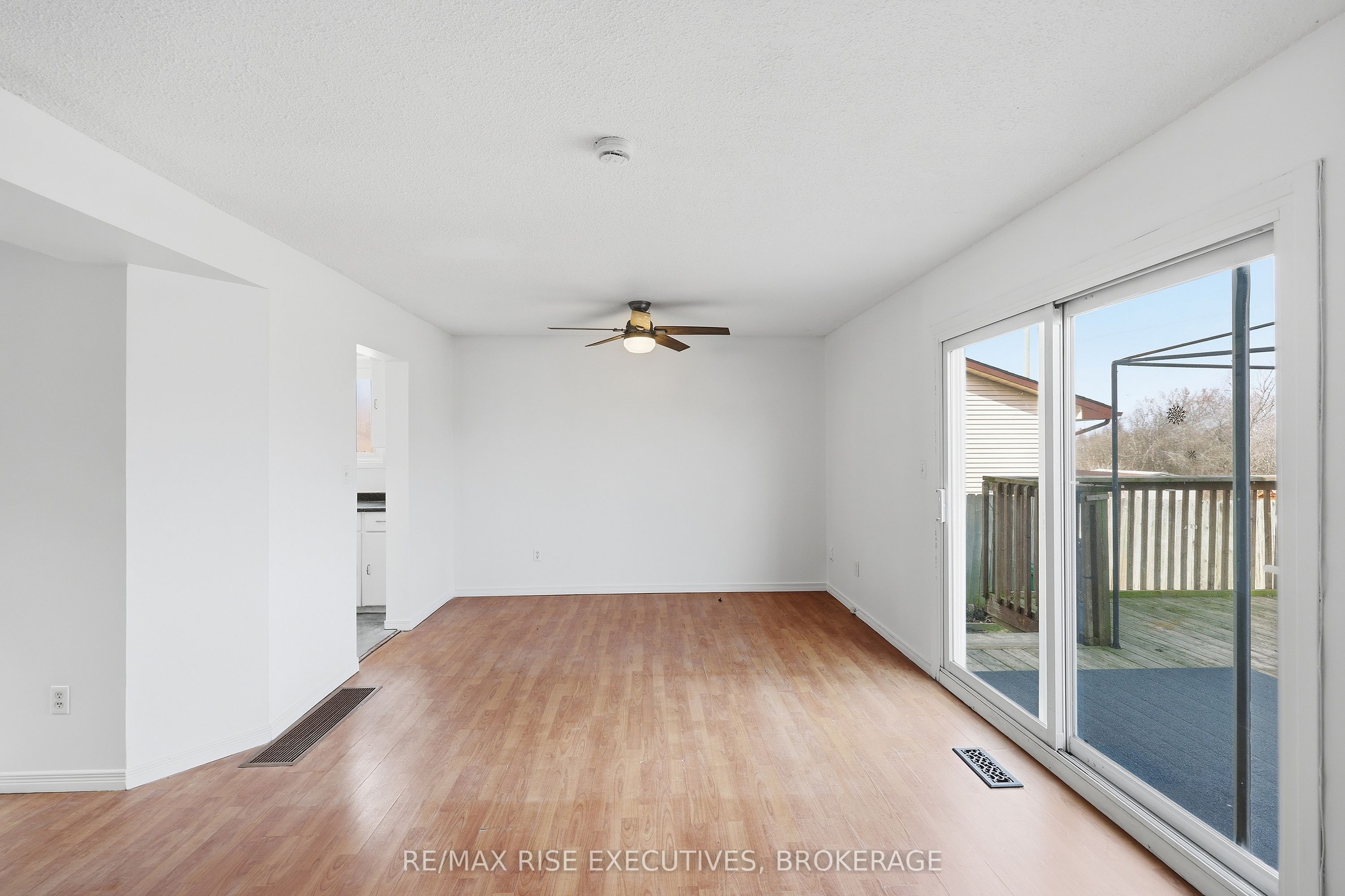75 Wycliffe Crescent Property Photo 21