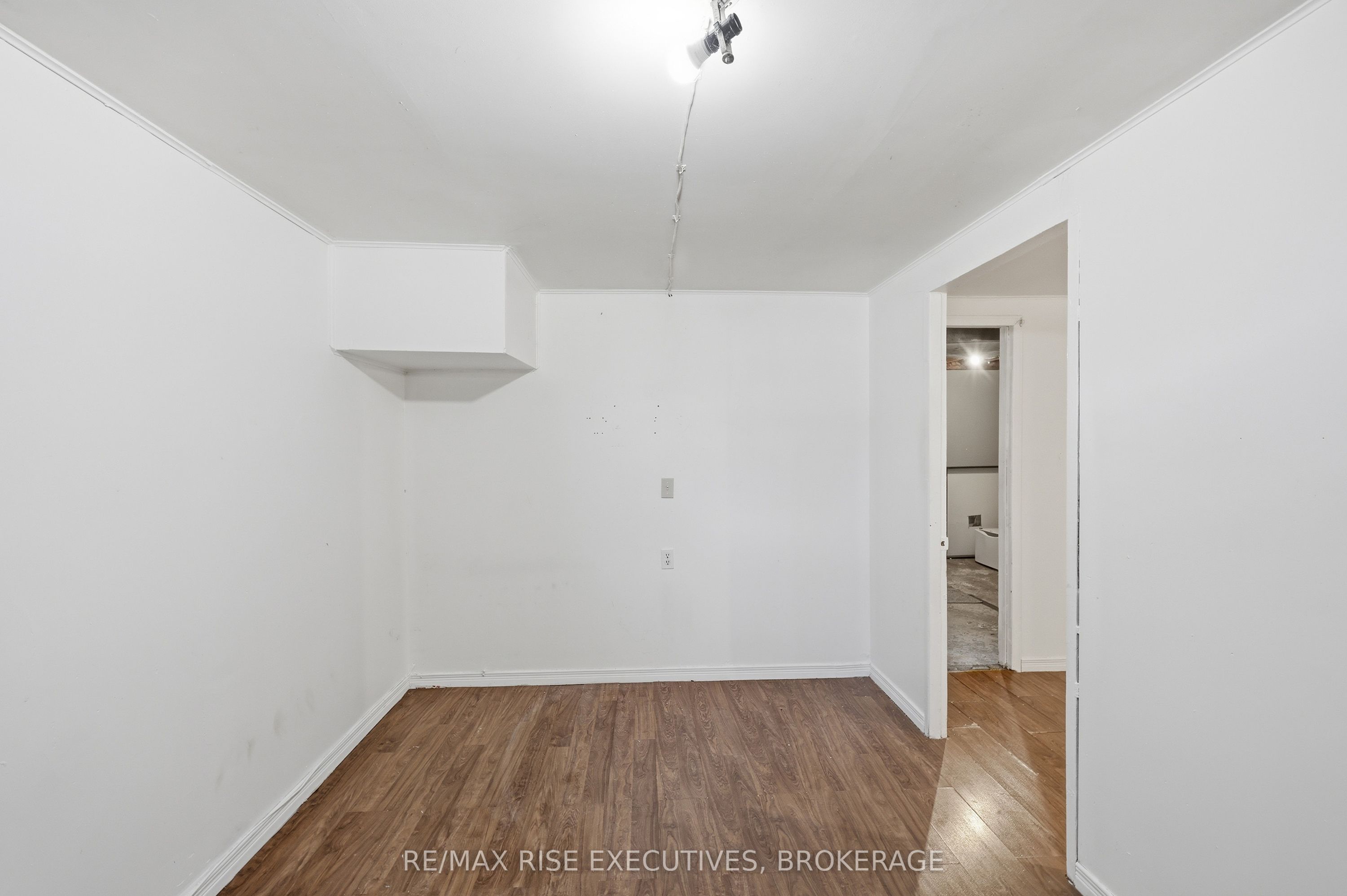 75 Wycliffe Crescent Property Photo 39
