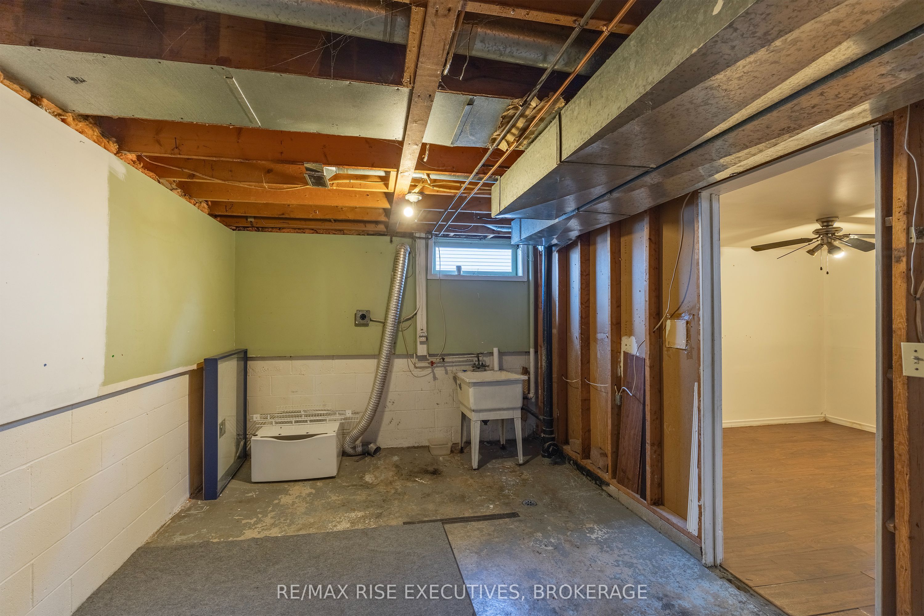 75 Wycliffe Crescent Property Photo 41